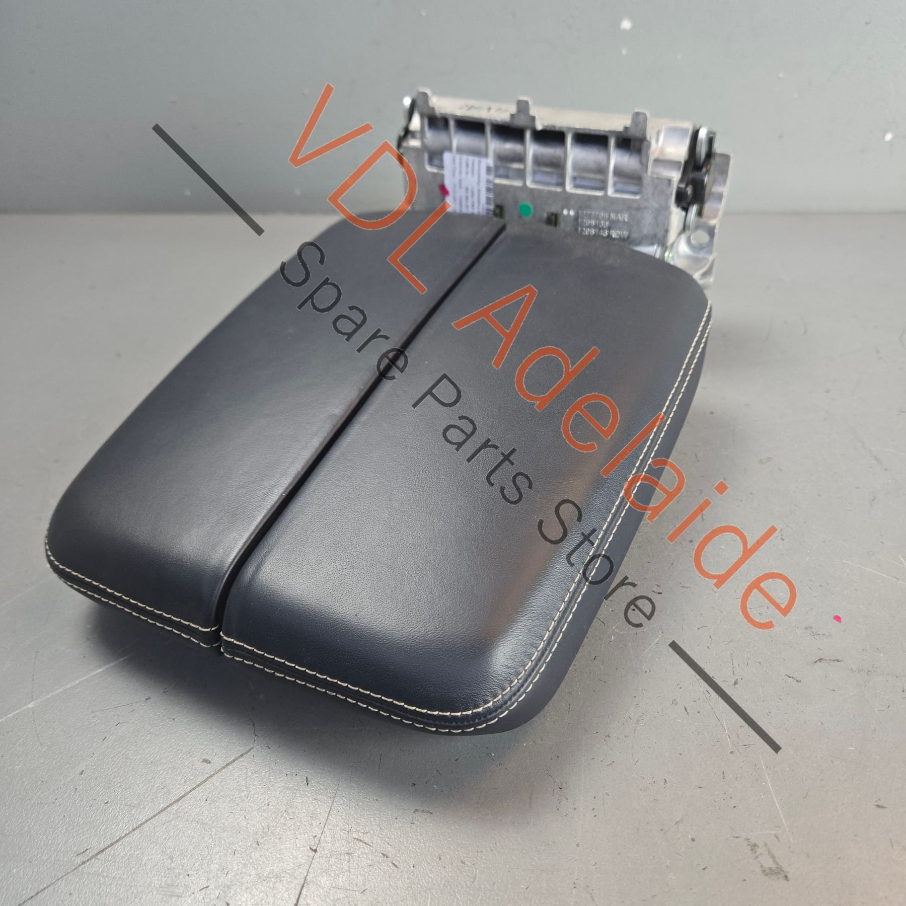 Bentley Bentayga Centre Armrest Arm Rest Imperial Blue Leather 36A864207C 36A864207CV66