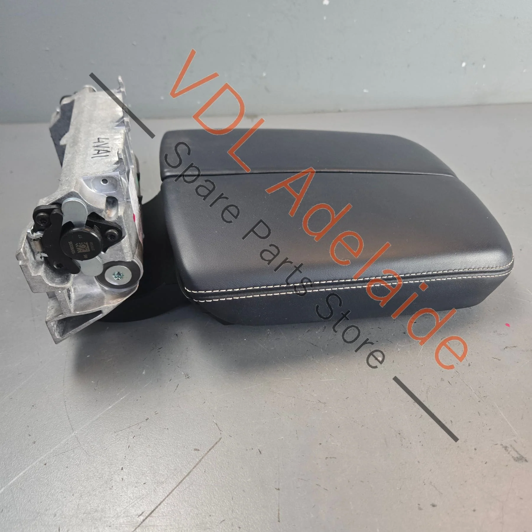 Bentley Bentayga Centre Armrest Arm Rest Imperial Blue Leather 36A864207C 36A864207CV66 - Image 5
