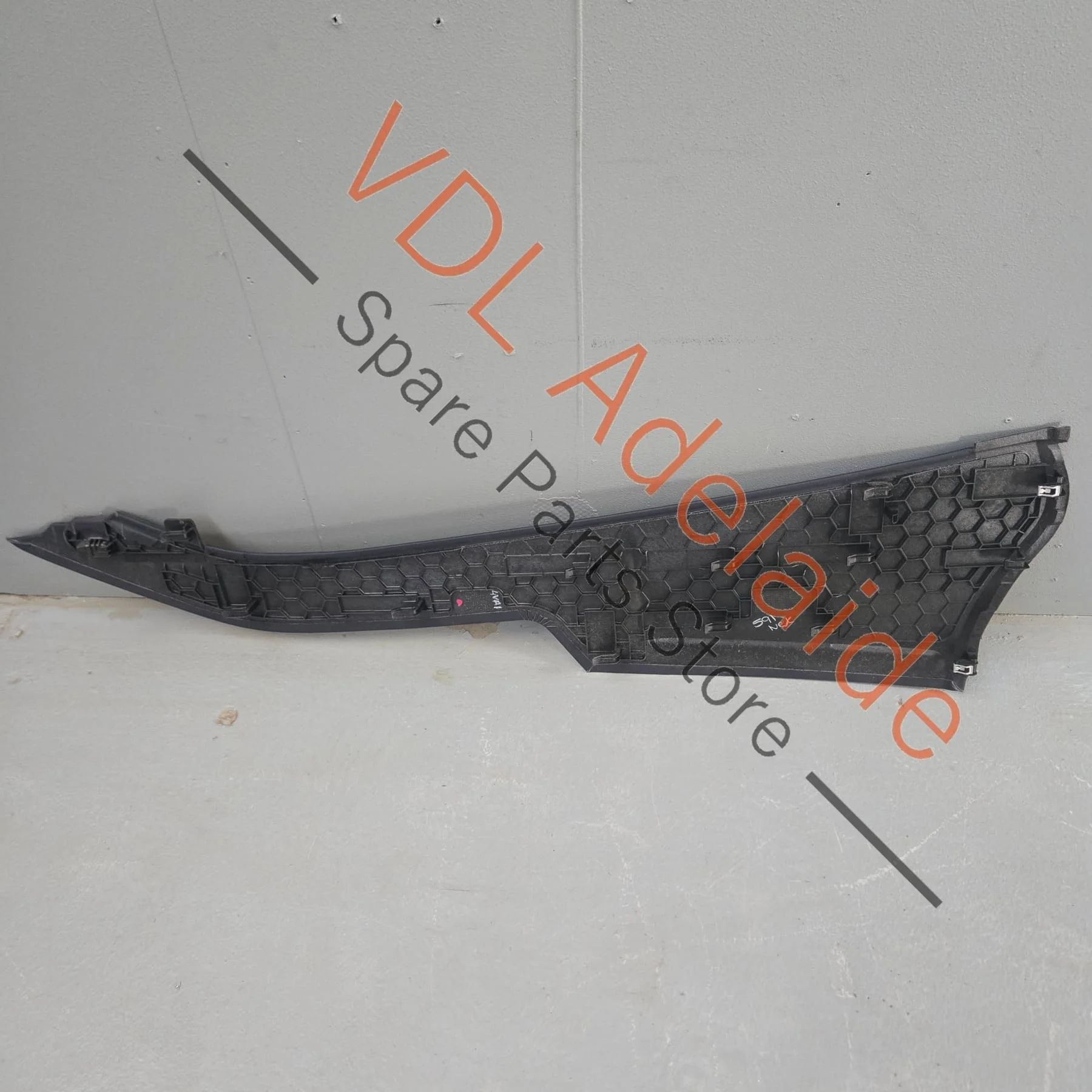 Bentley Bentayga Centre Console Right Side Panel Trim Imperial Blue Leather 36A863240 - Image 6
