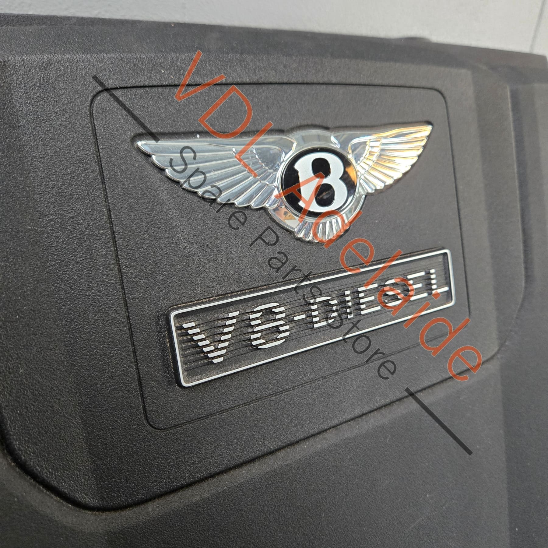 Bentley Bentayga Air Filter Engine Cover Assembly 4M0133849M 4M0133837M V8 Diesel - Image 3