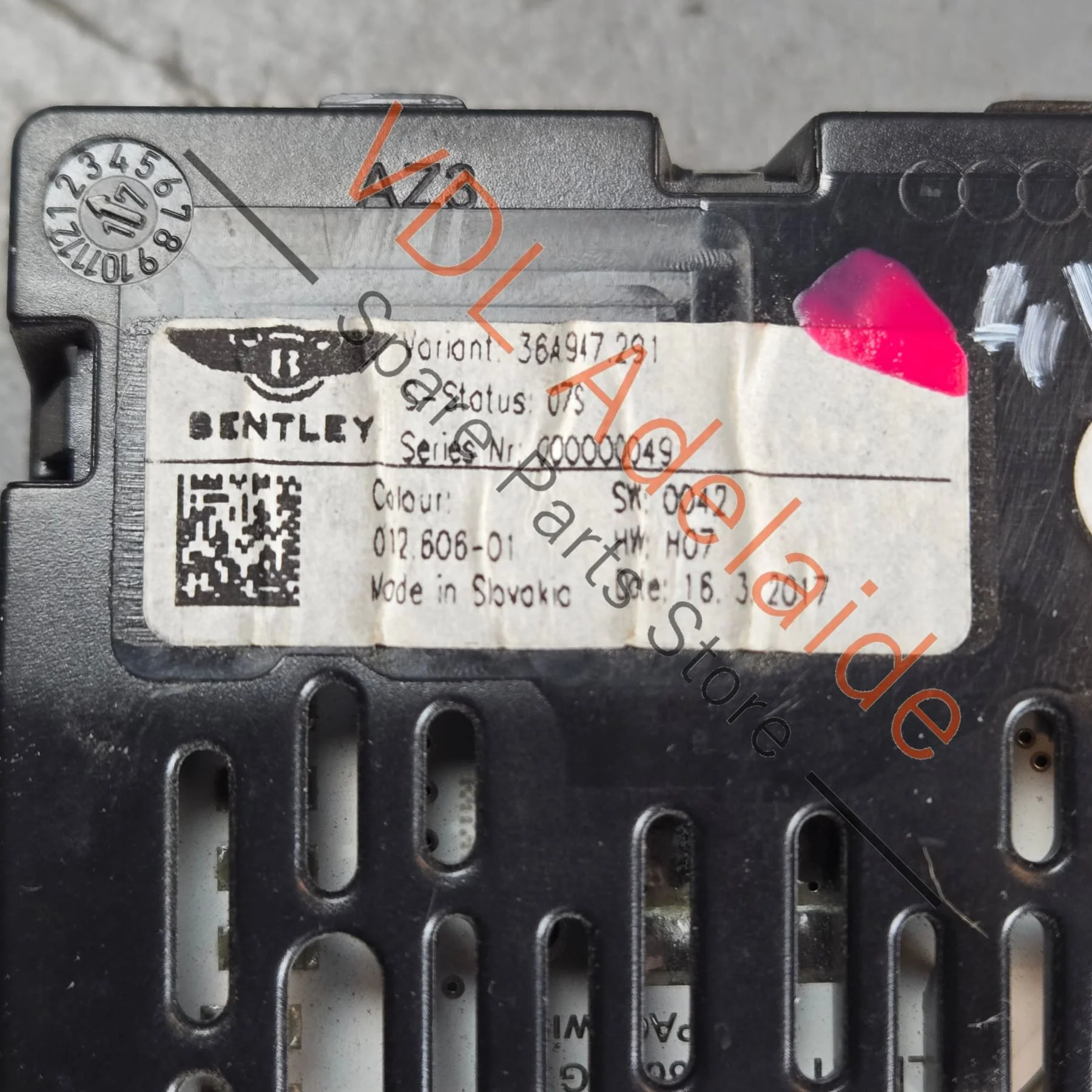 Bentley Bentayga Left Side Rear Passenger Reading Light 36A947291 - Image 4