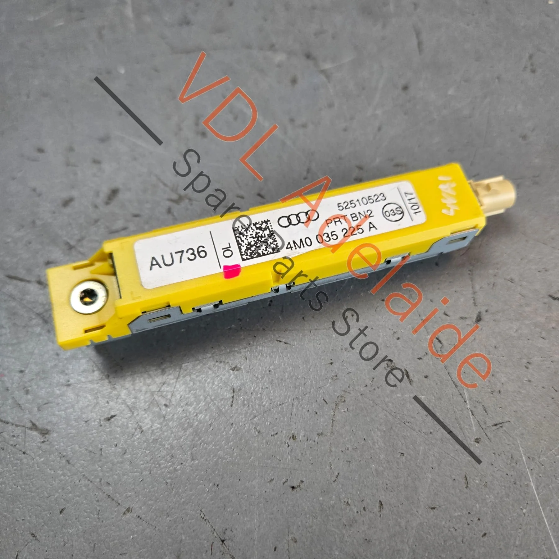 Audi VW Bentley FM Aerial Amplifier 4M0035225A