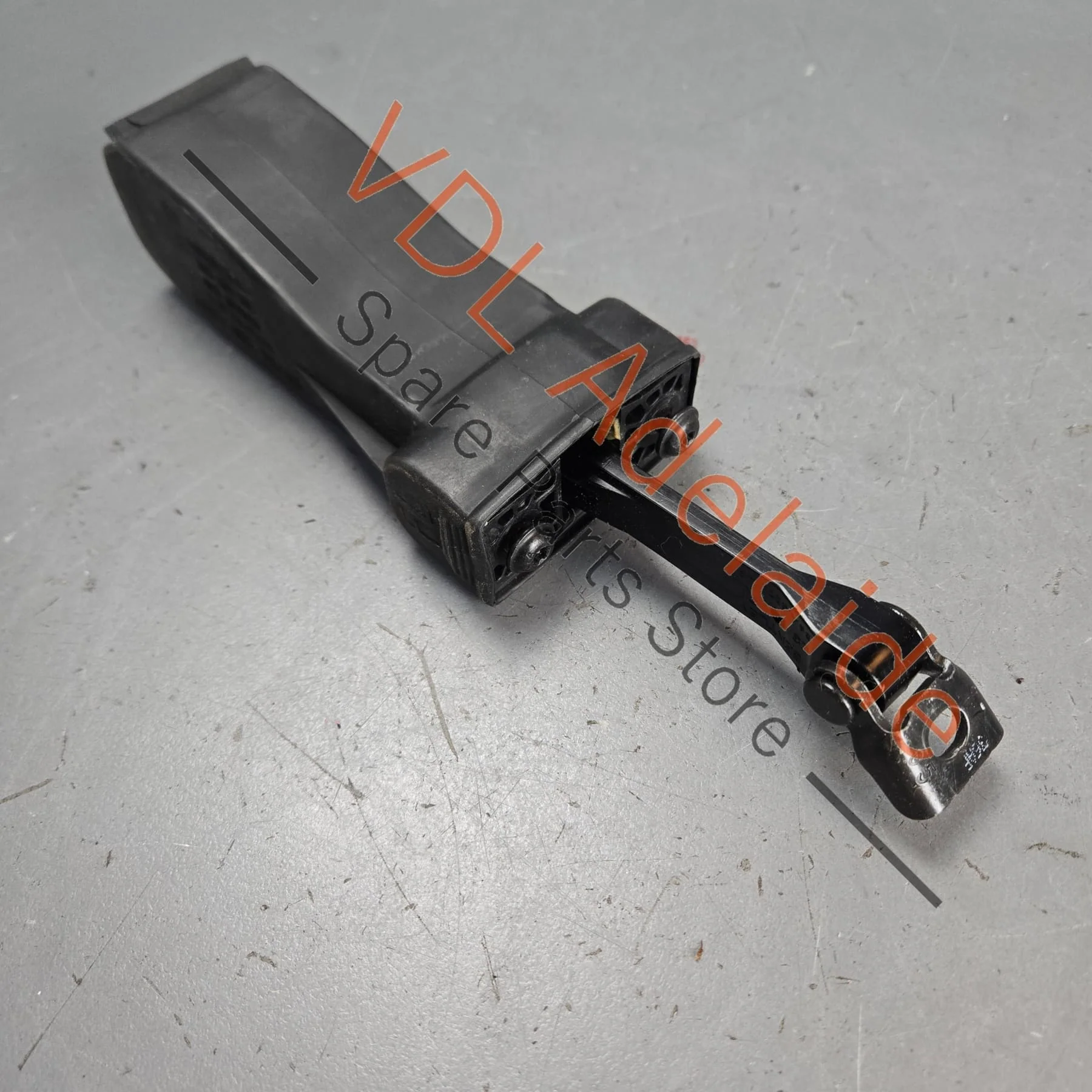 Bentley Bentayga Front Door Check Strap 36A837267 - Image 6