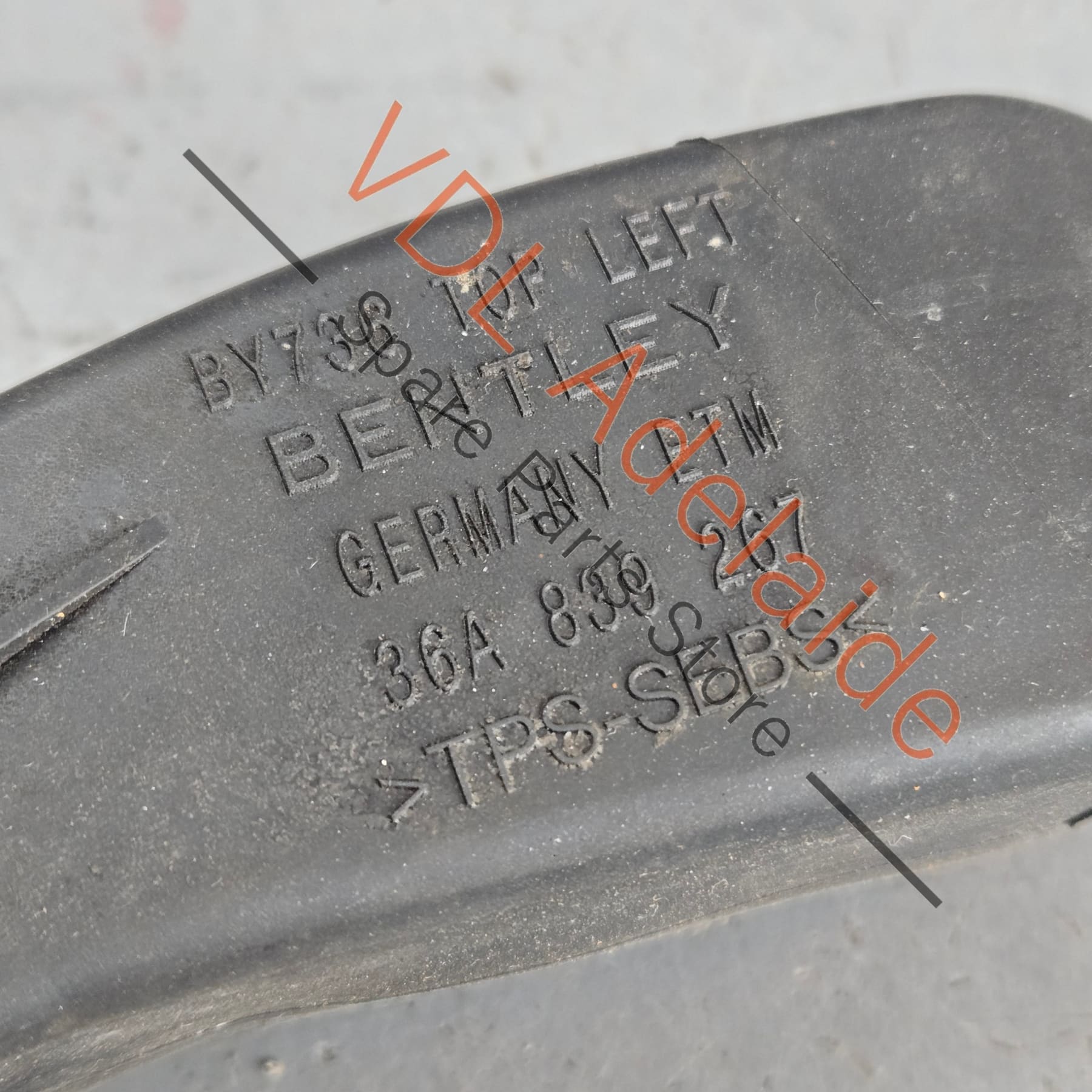 Bentley Bentayga Rear Door Check Strap 36A839267 - Image 4