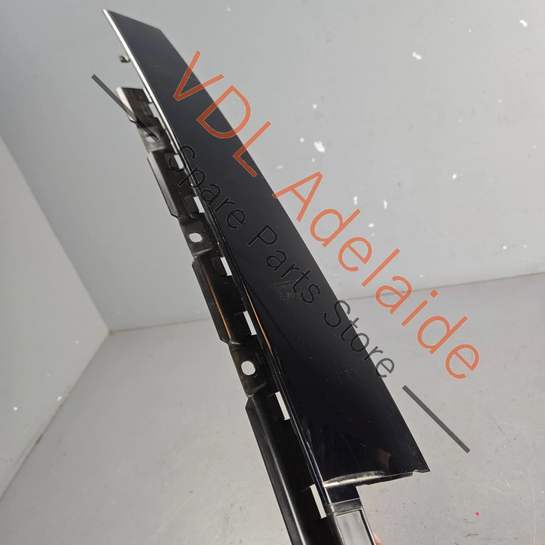Bentley Bentayga Exterior B Pillar Trim Gloss Black 36A839902A Rear Right - Image 2
