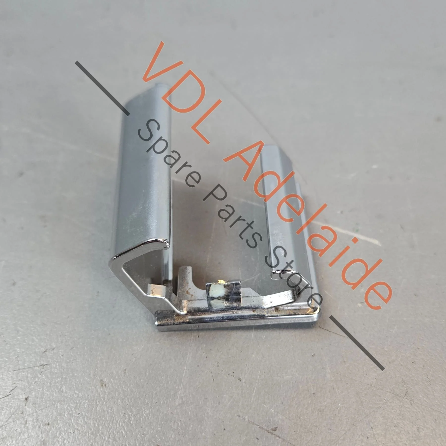 Bentley Bentayga Front Seat Rail Cover Chrome Trim Left - Image 2
