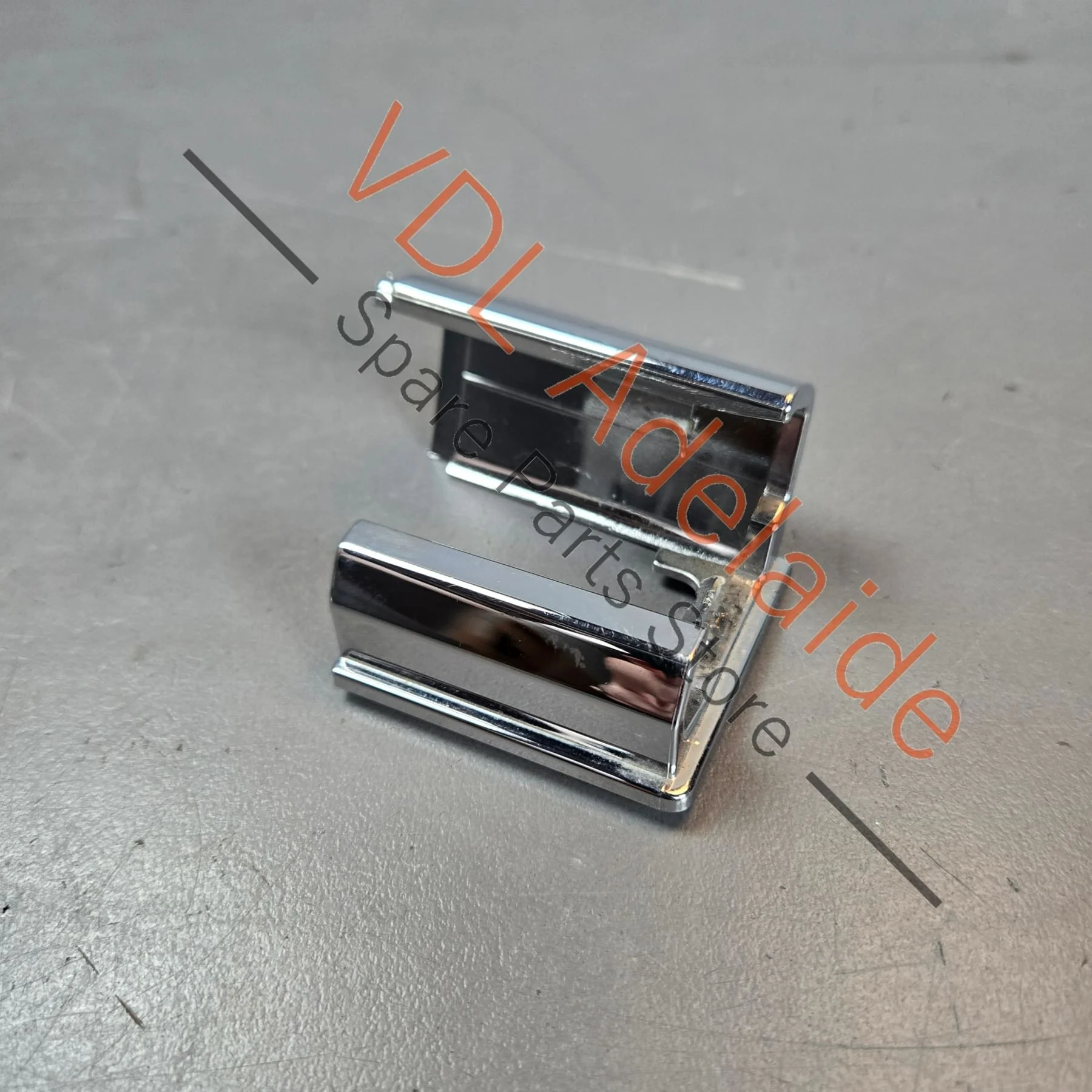 Bentley Bentayga Seat Rail Cover Chrome Trim Right - Image 5