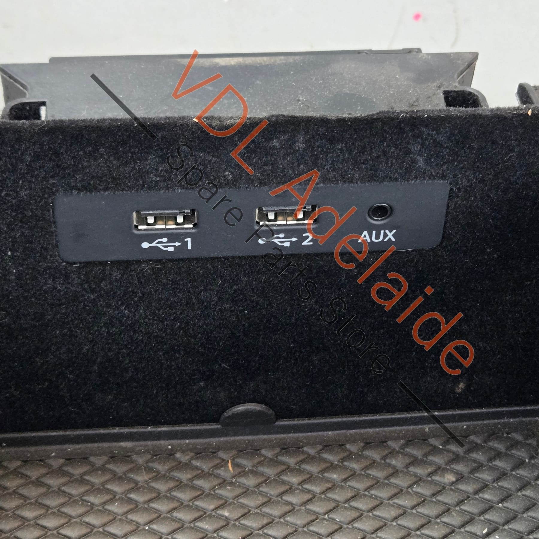 Bentley Bentayga Interior Trim for Centre Console 36A864981A 36A863301 - Image 3