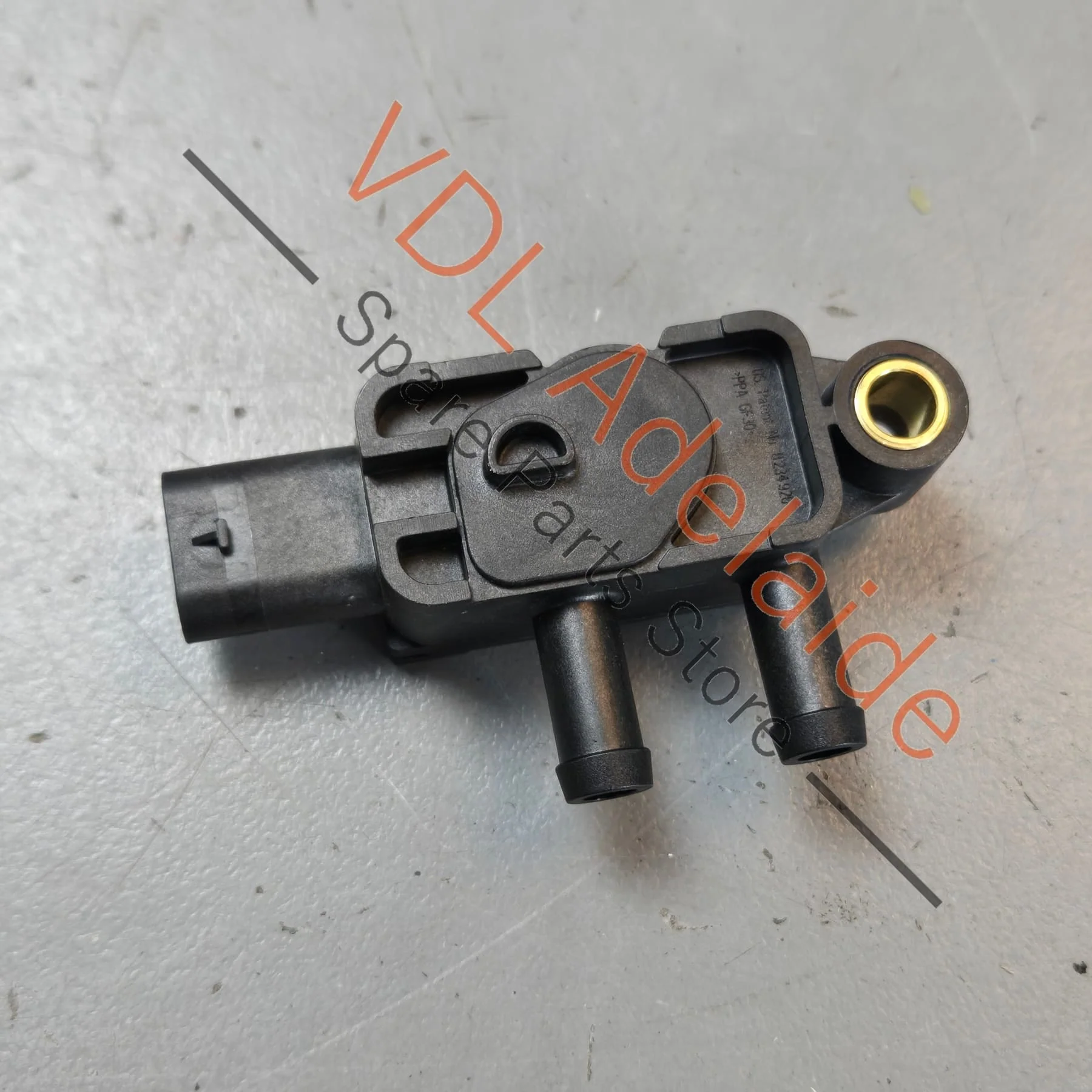 Bentley Exhaust Pressure Difference Sensor 057906051D - Image 4