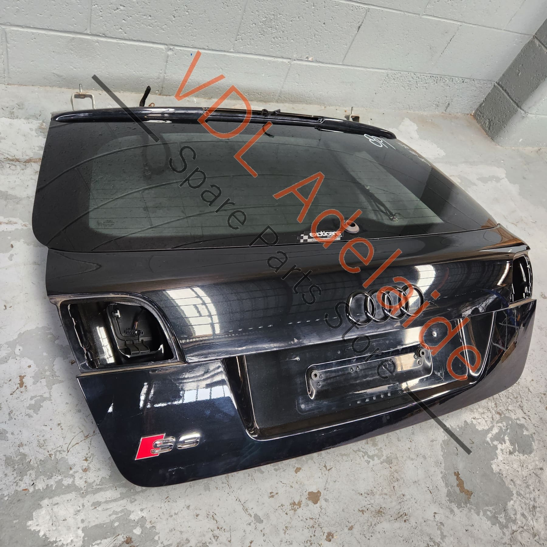 Audi A3 S3 8P Rear Hatch Boot Trunk Lid Panel 8P4827023K - Image 12
