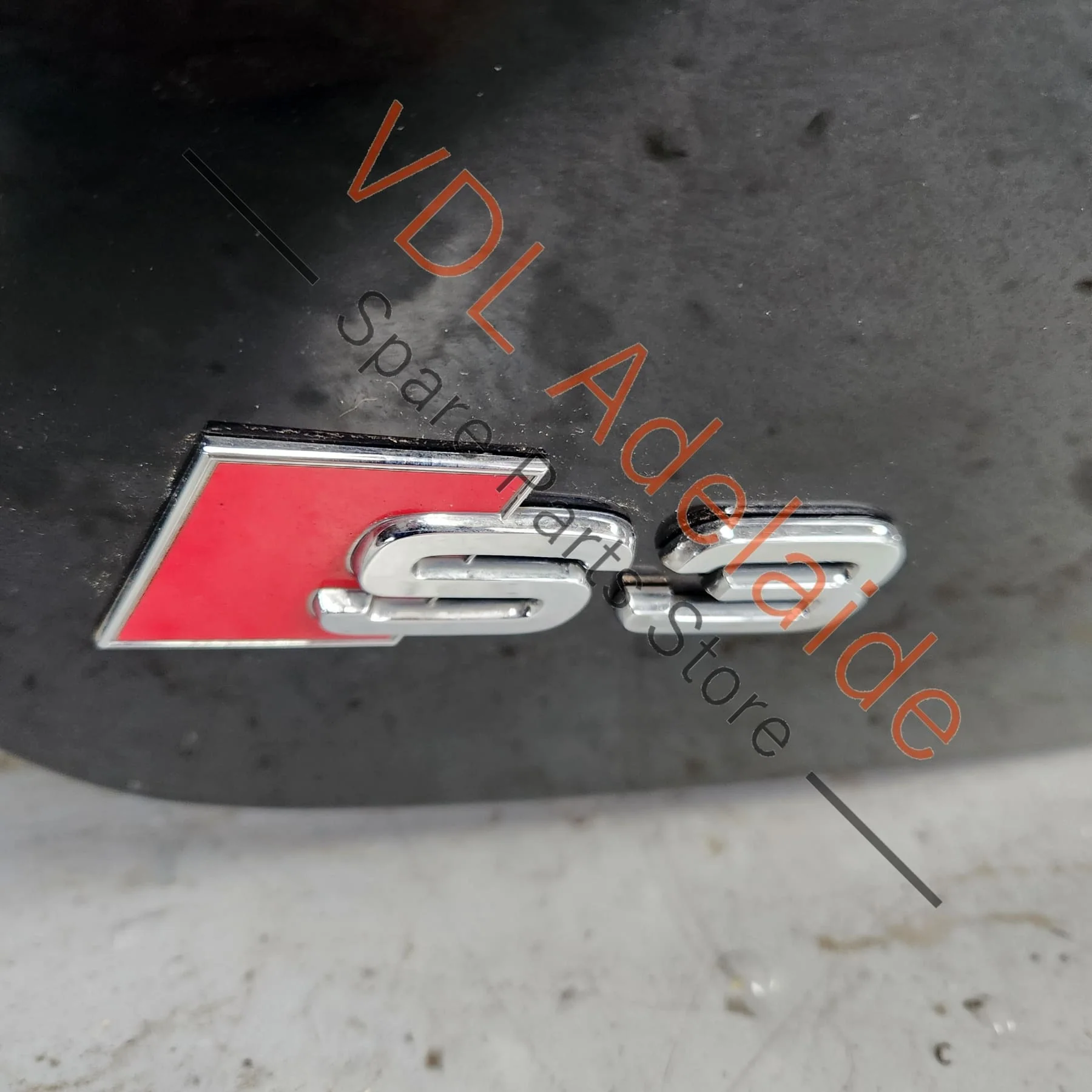 Audi A3 S3 8P Rear Hatch Boot Trunk Lid Panel 8P4827023K - Image 4