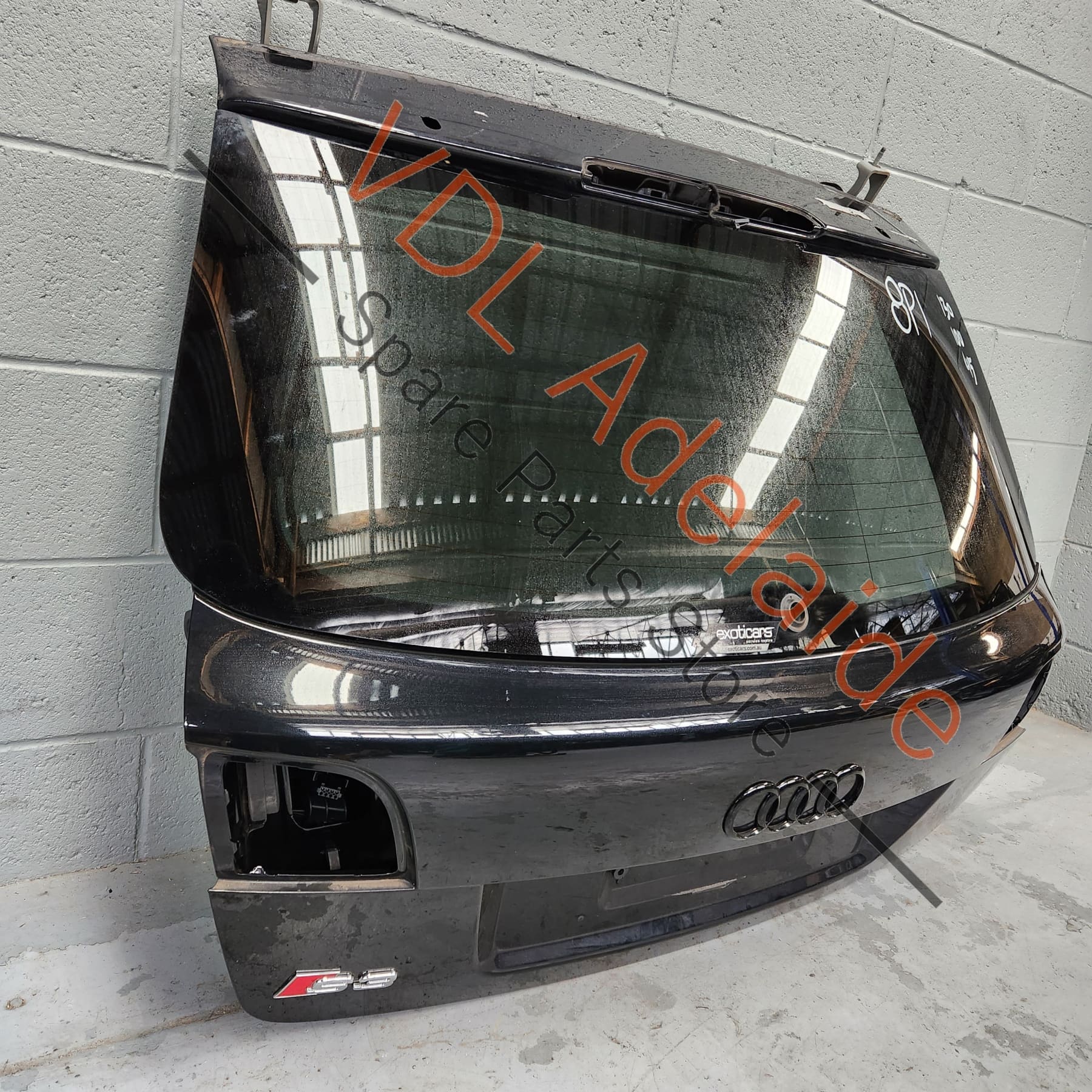 Audi A3 S3 8P Rear Hatch Boot Trunk Lid Panel 8P4827023K - Image 5