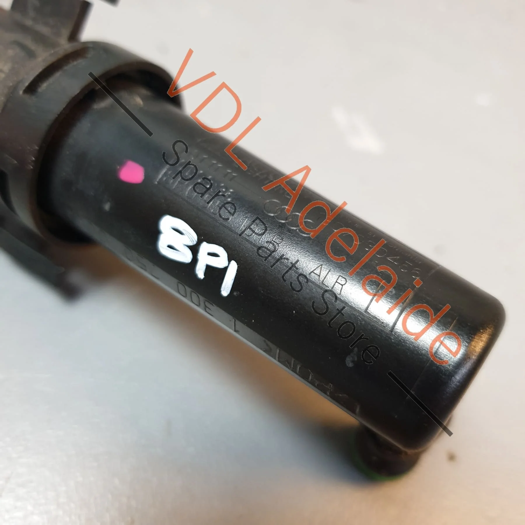 Audi S3 8P Headlight Washer Nozzle Jet 8P0955101B - Image 4