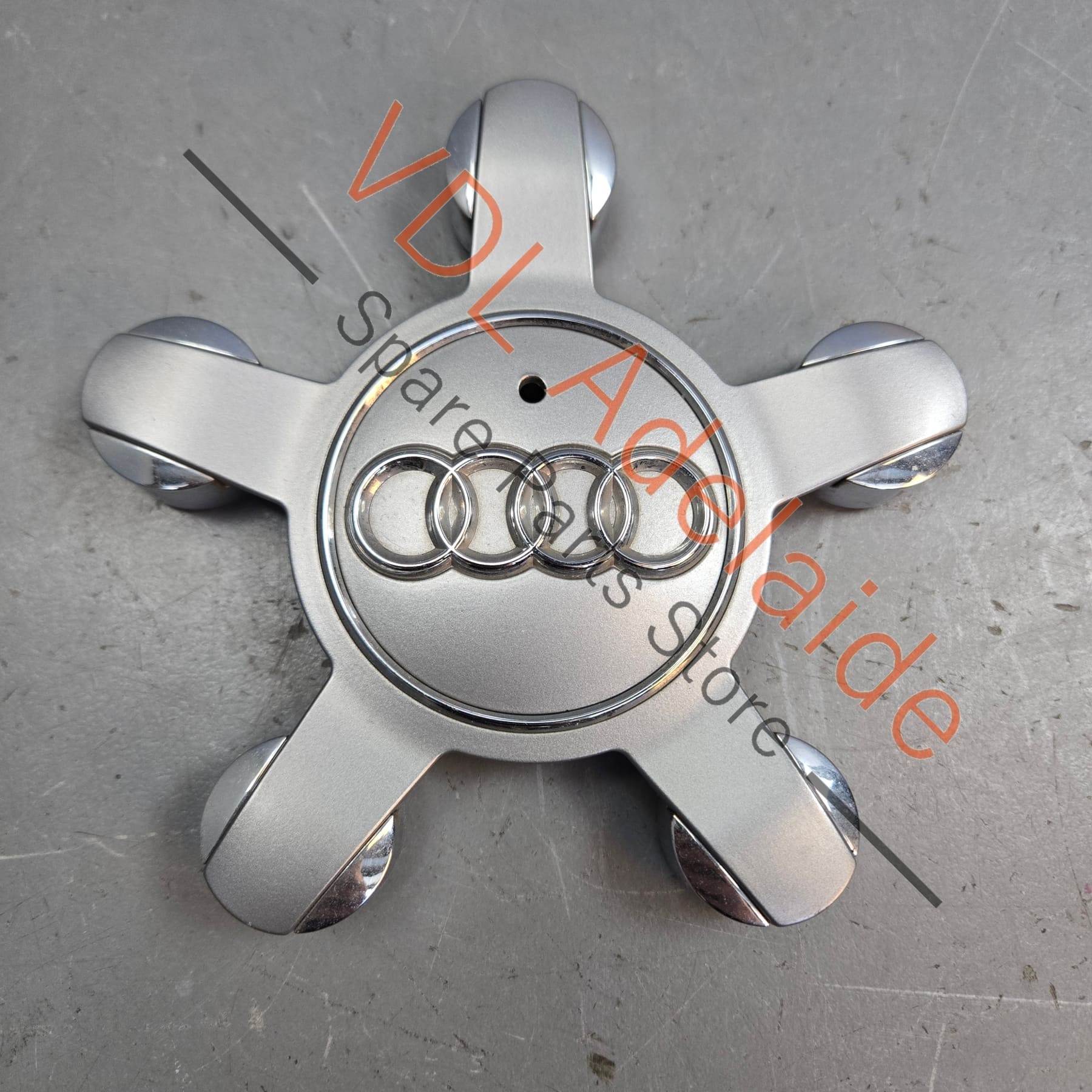 Audi A3 S3 Alloy Wheel Centre Hub Cap 8R0601165
