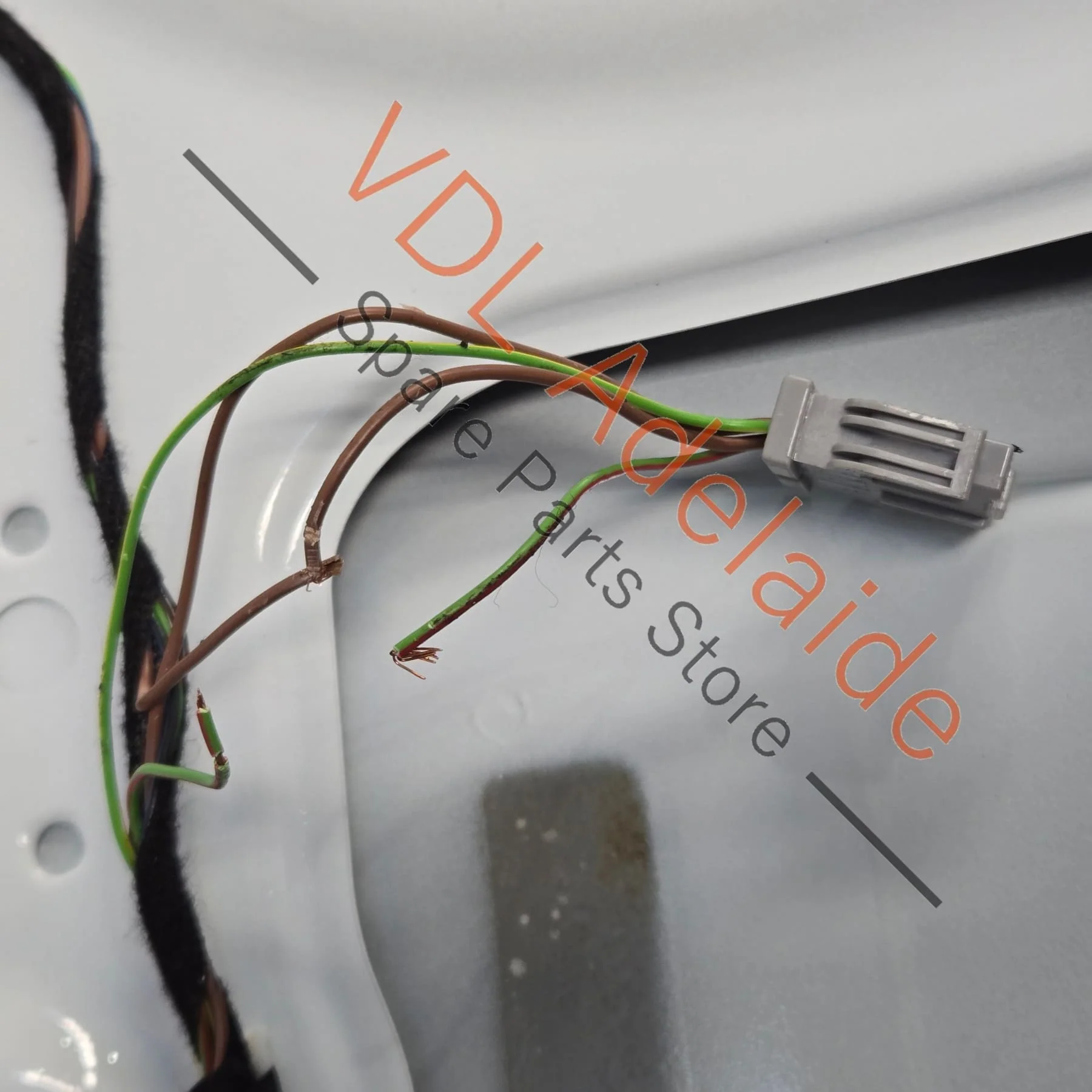 Audi RS5 Boot Trunk Panel Lid 8T0827023AR - Image 12