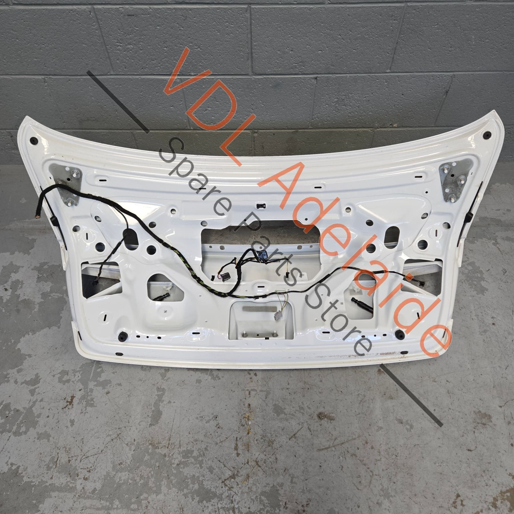 Audi RS5 Boot Trunk Panel Lid 8T0827023AR - Image 9
