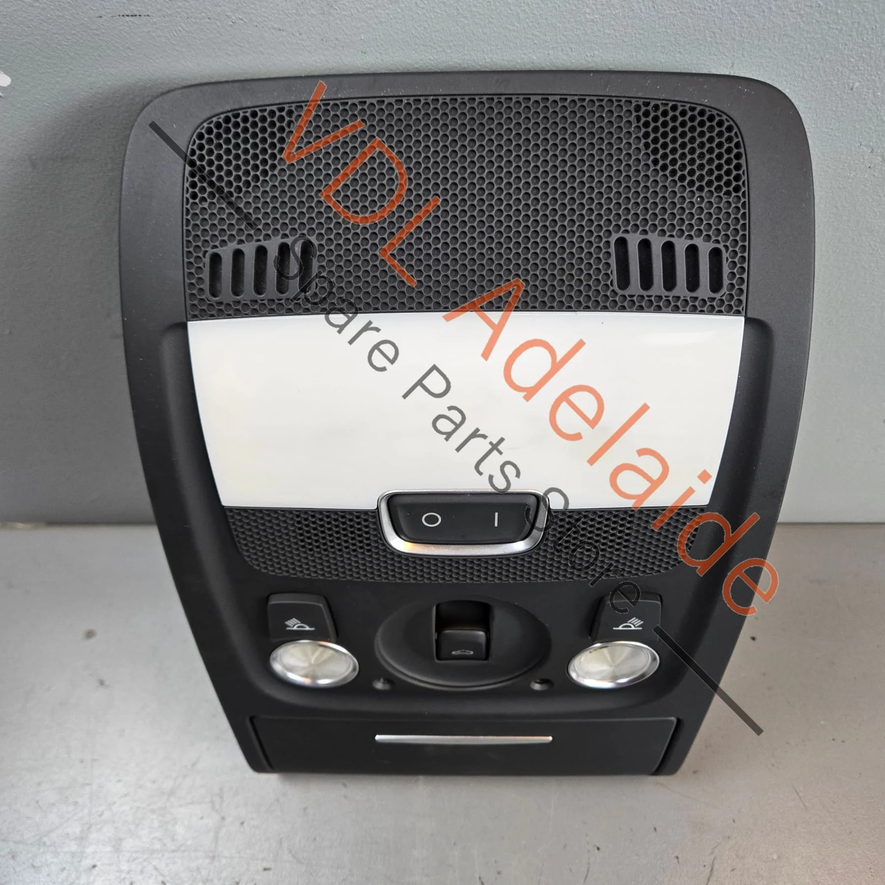 Audi RS5 Front Interior Roof Dome Reading Light Sunroof Switch 8T0947135F - Image 3
