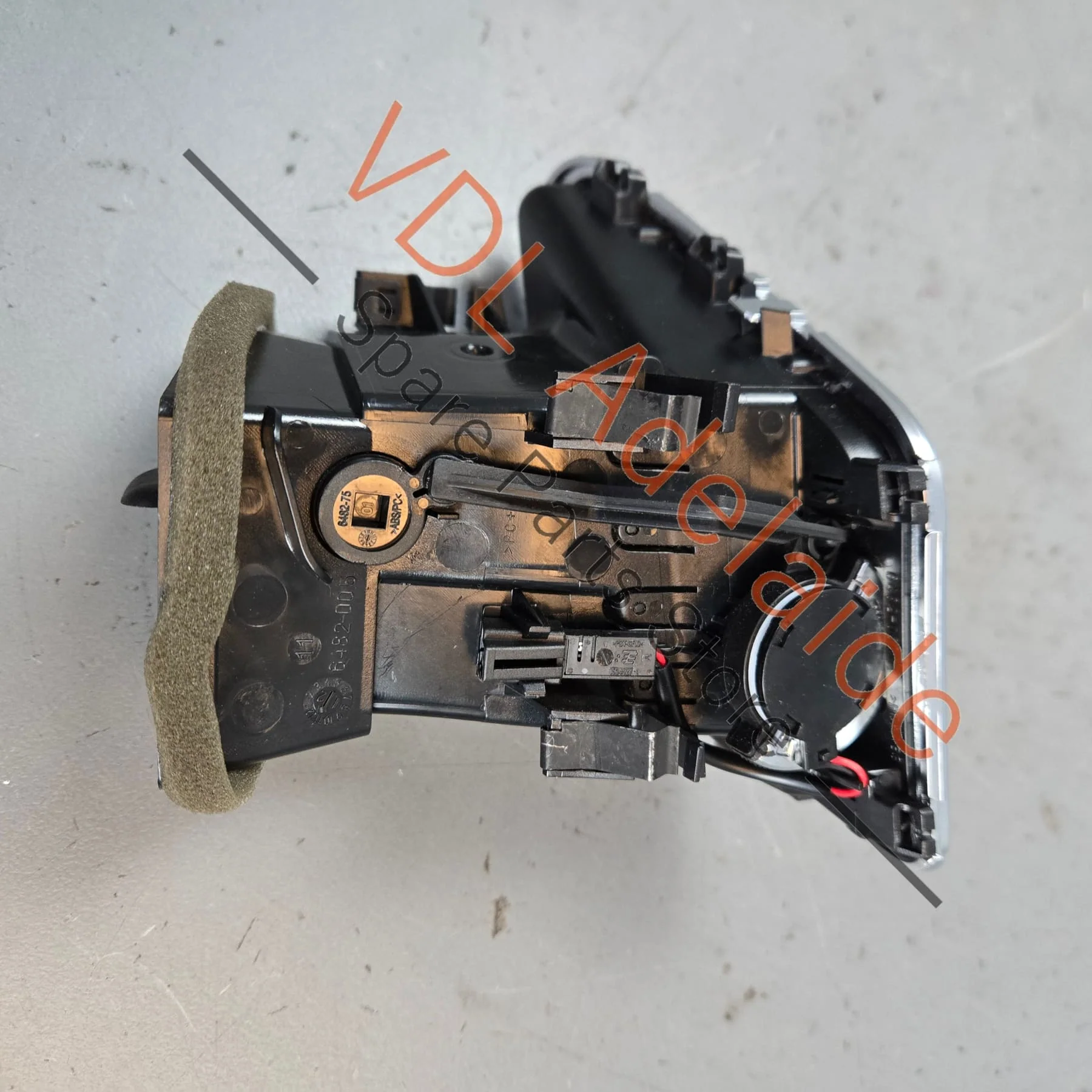 Audi RS5 Right Passenger Dash Air AC Vent 8T2820902J - Image 5