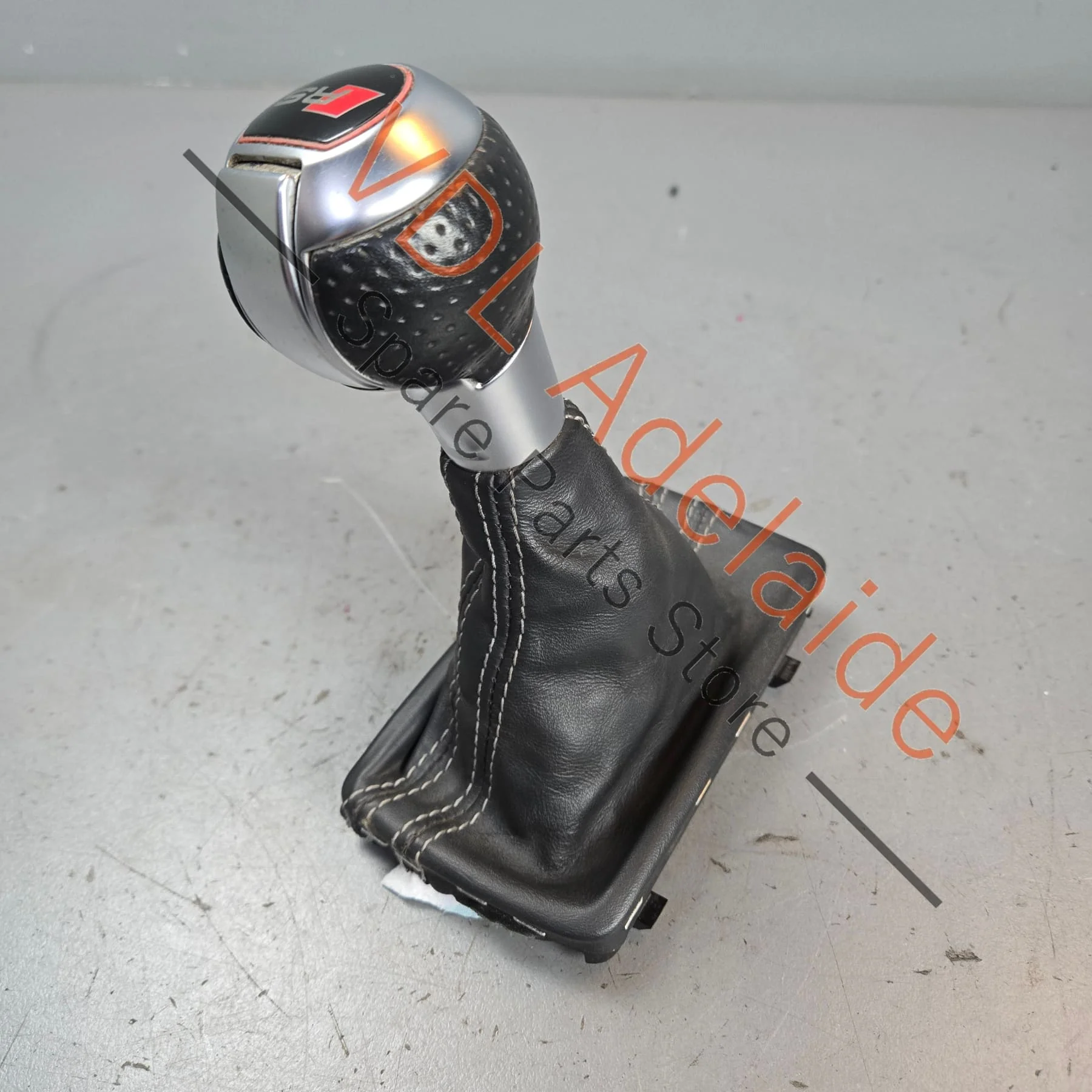 Audi RS4 RS5 Gear Shifter Knob Handle 8K2713139Q NOR - Image 4