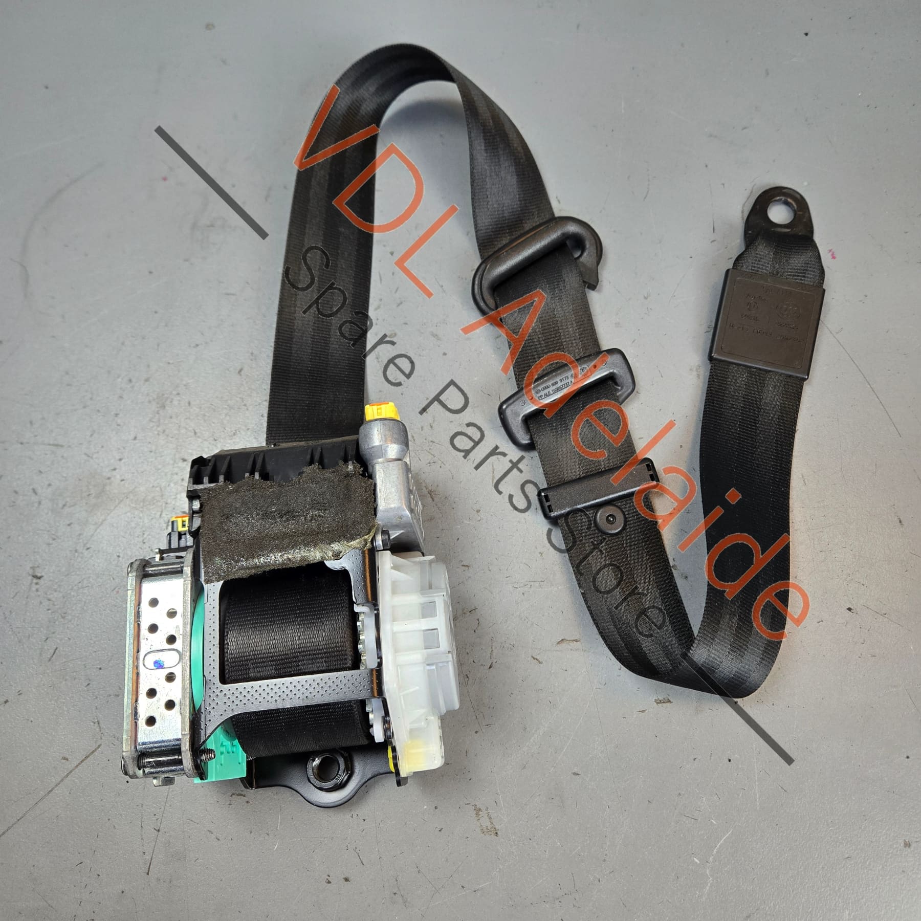 Audi A5 S5 RS5 Front Seatbelt 8T0857705 - Image 9