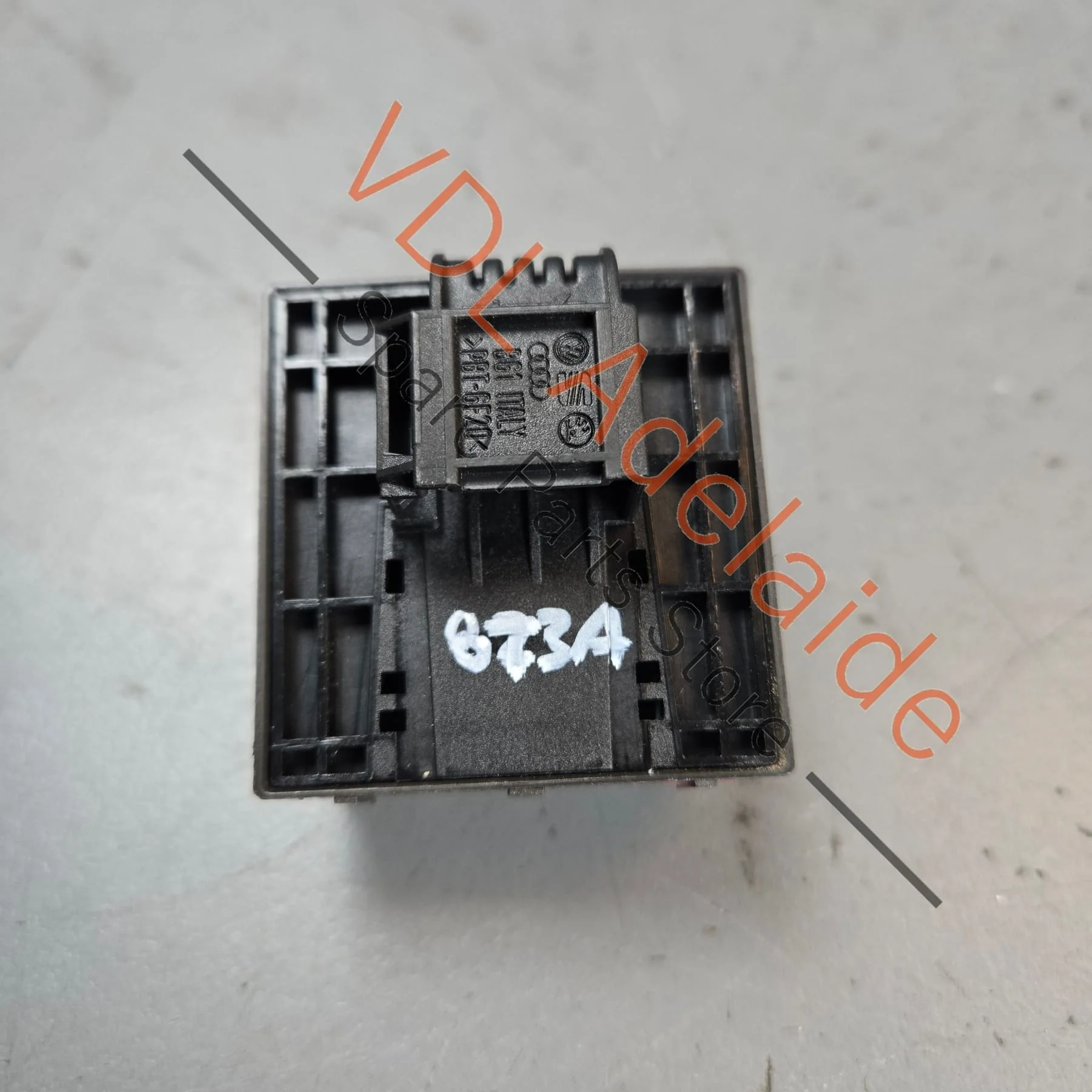 Audi A5 S5 RS5 Drivers Window Switch 8K0959851G - Image 3