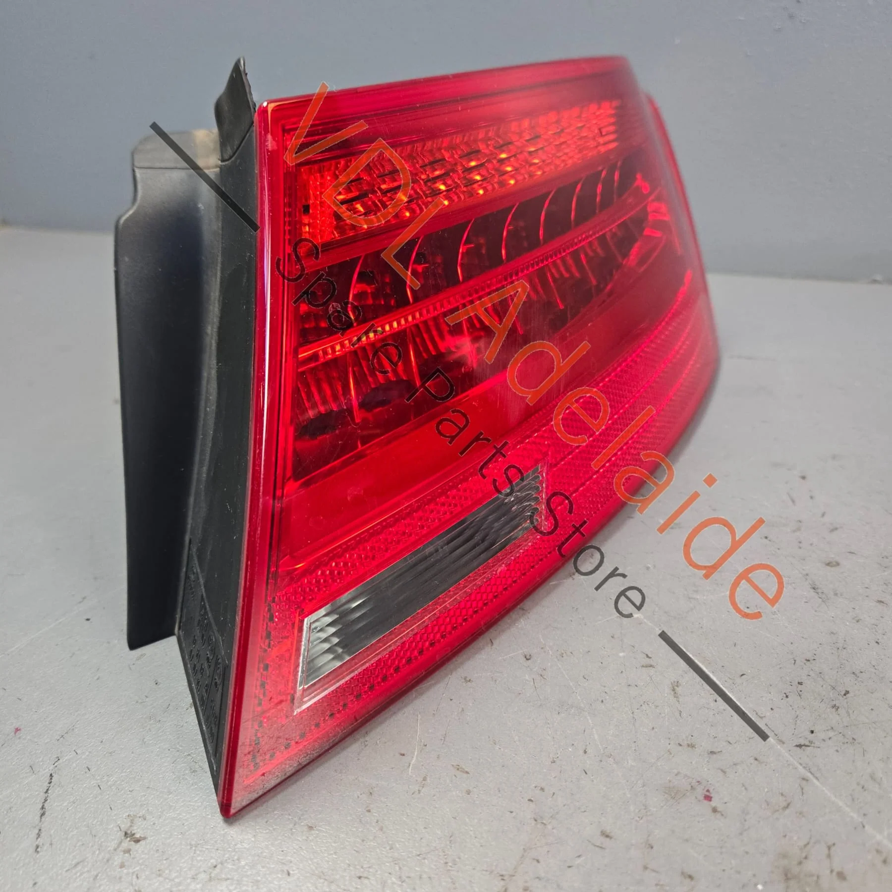 Audi RS5 Right Side Rear LED Tail Light Outer 8T0945096H - Image 2