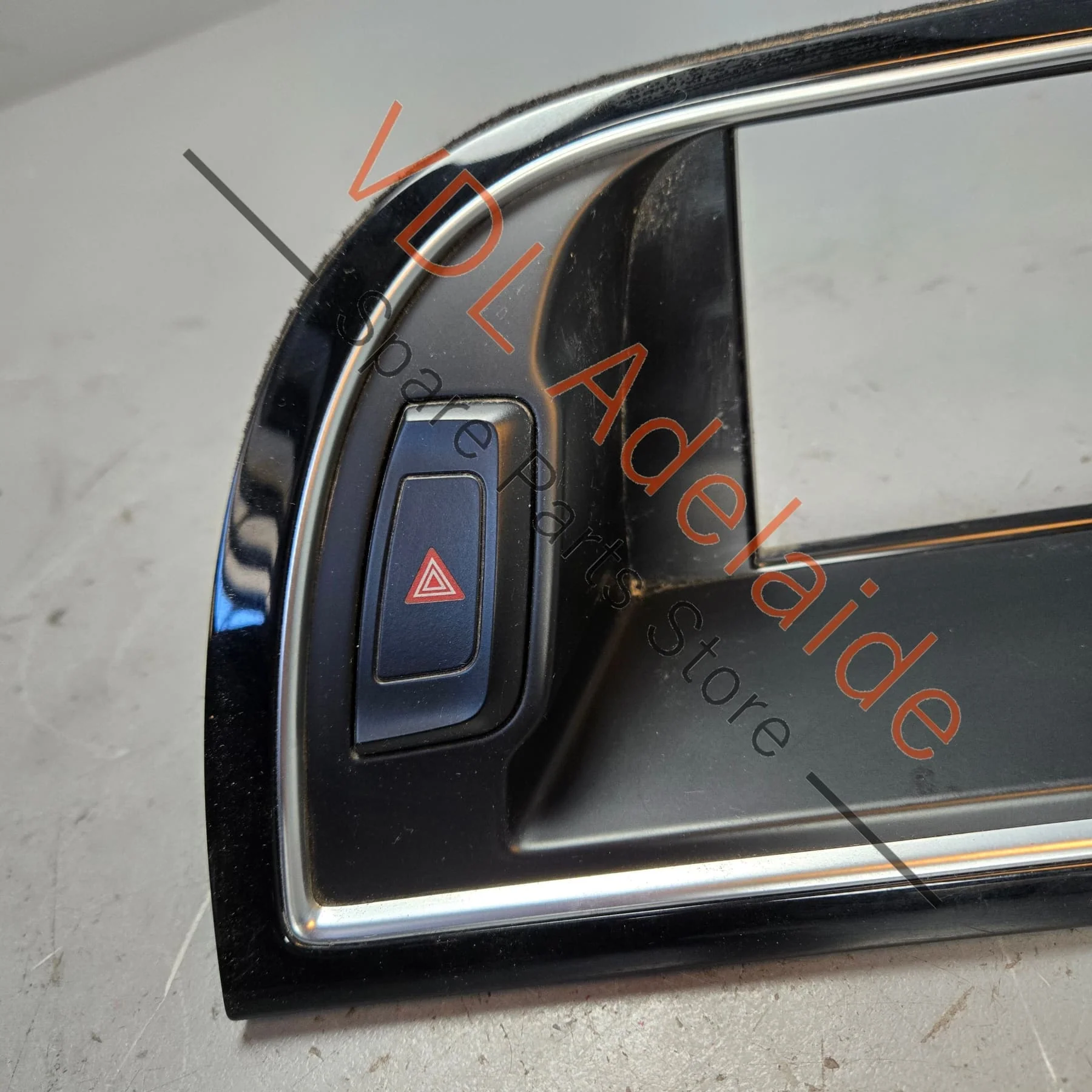 Audi A5 S5 RS5 Centre Dashboard Trim Gloss Black 8T2857185AE V58 - Image 2