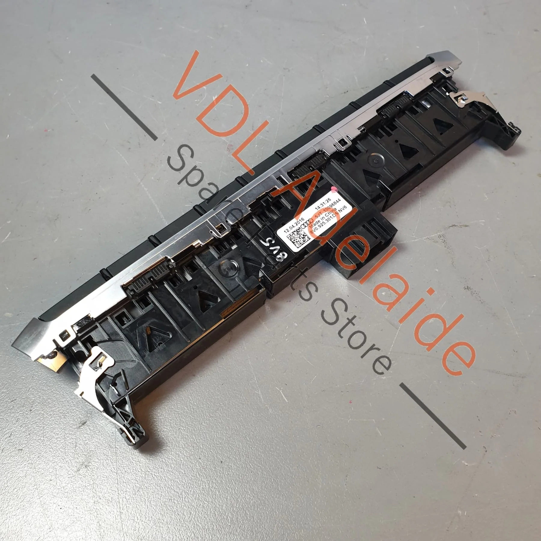 Audi RS3 8V Dash Multi Switch Drive Select Hazard Park Assist 8V0925301DS - Image 7