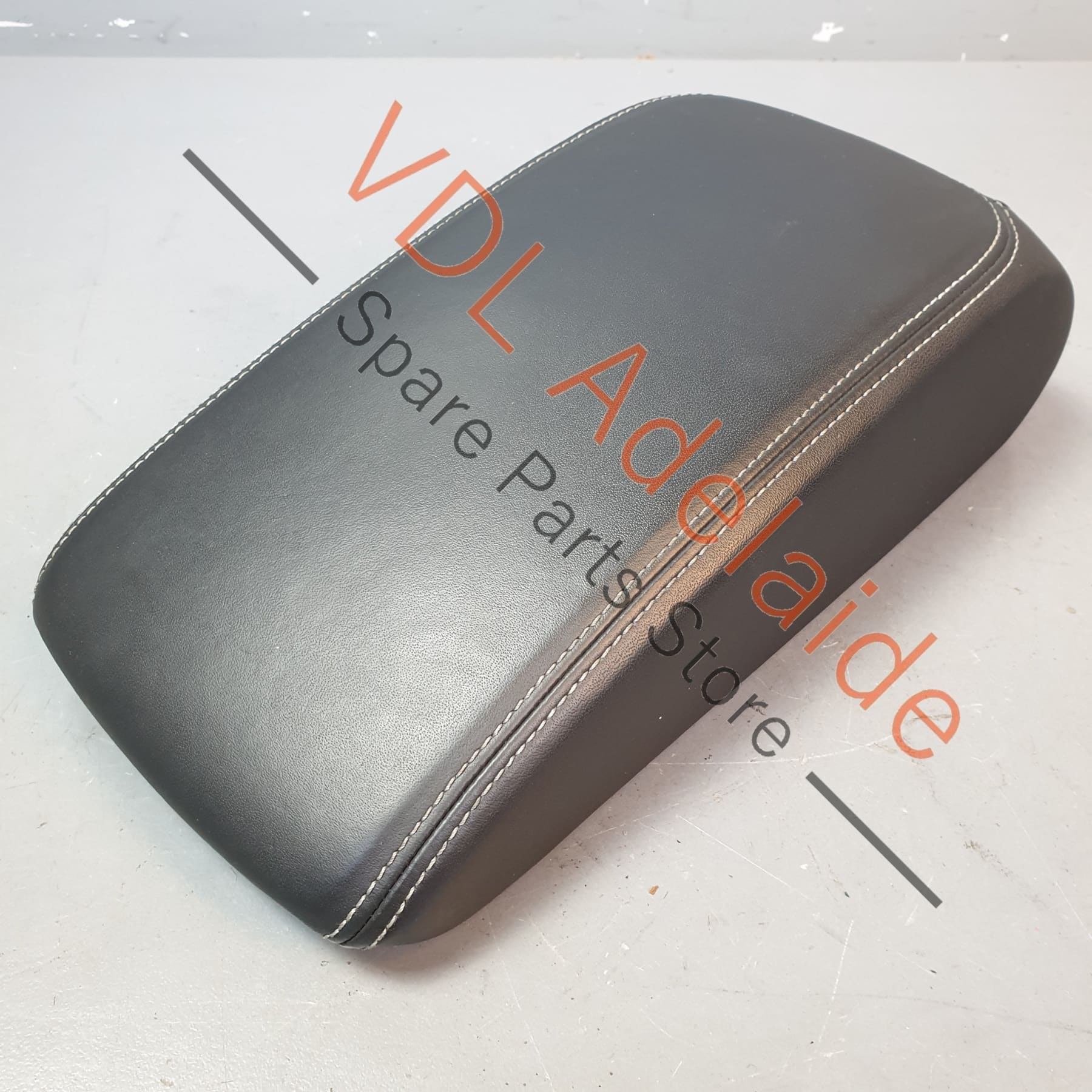 Audi RS3 8V Leather Armrest Cover Lid for Centre Console 8V0864207G - Image 2