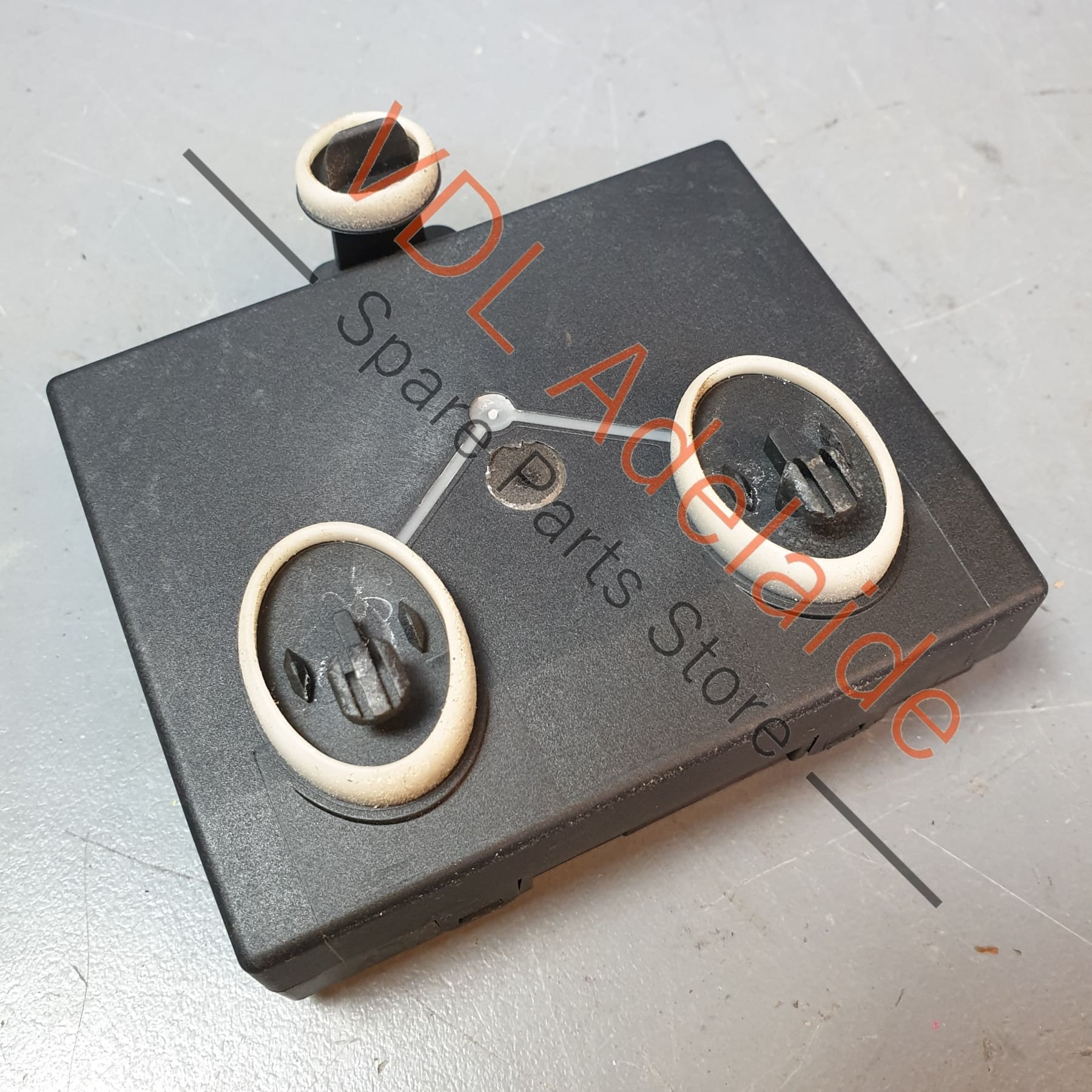 Audi RS3 8V Rear Door Control Unit Module 5Q0959395E - Image 2