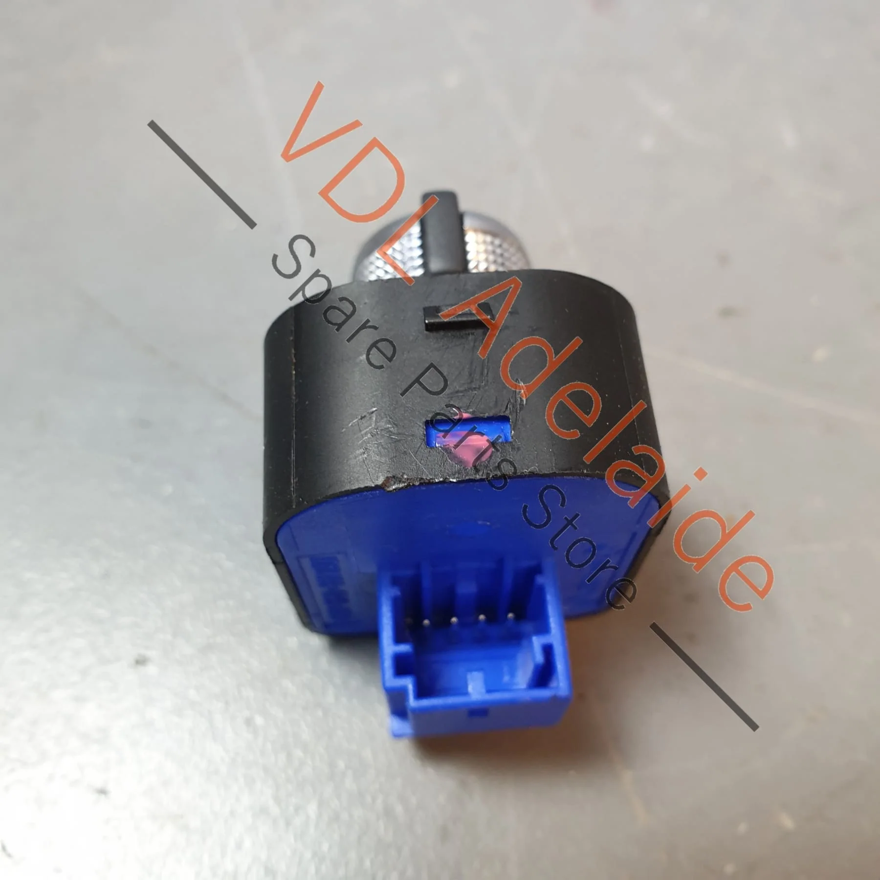 Audi RS3 S3 A3 8V Side Wing Mirror Adjustment Switch 8V0959565E - Image 3