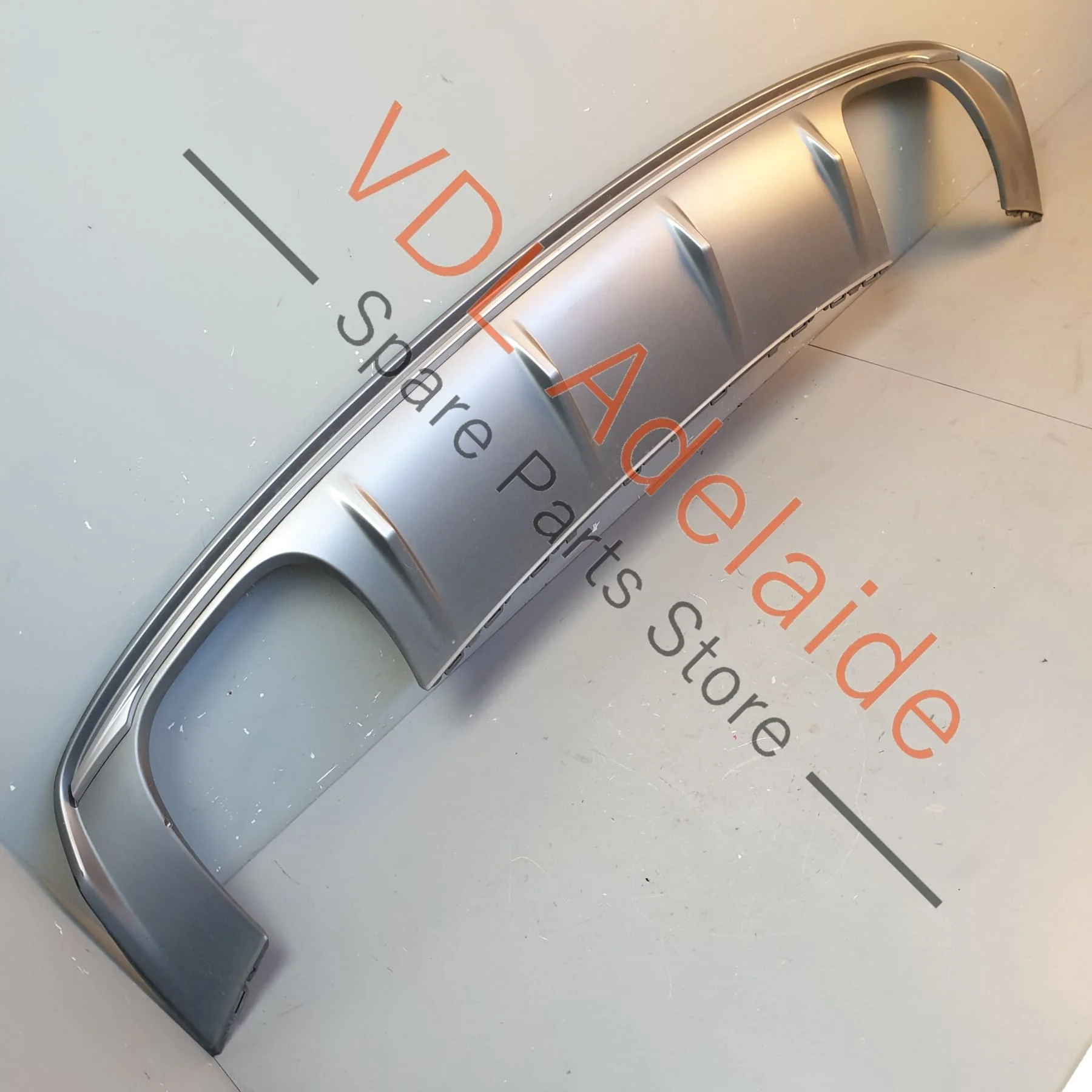 Audi S3 Cabrio Rear Bumper Lower Diffuser Spoiler Exhaust Trim 8V5807521H 1RR Platinum grey/chrome