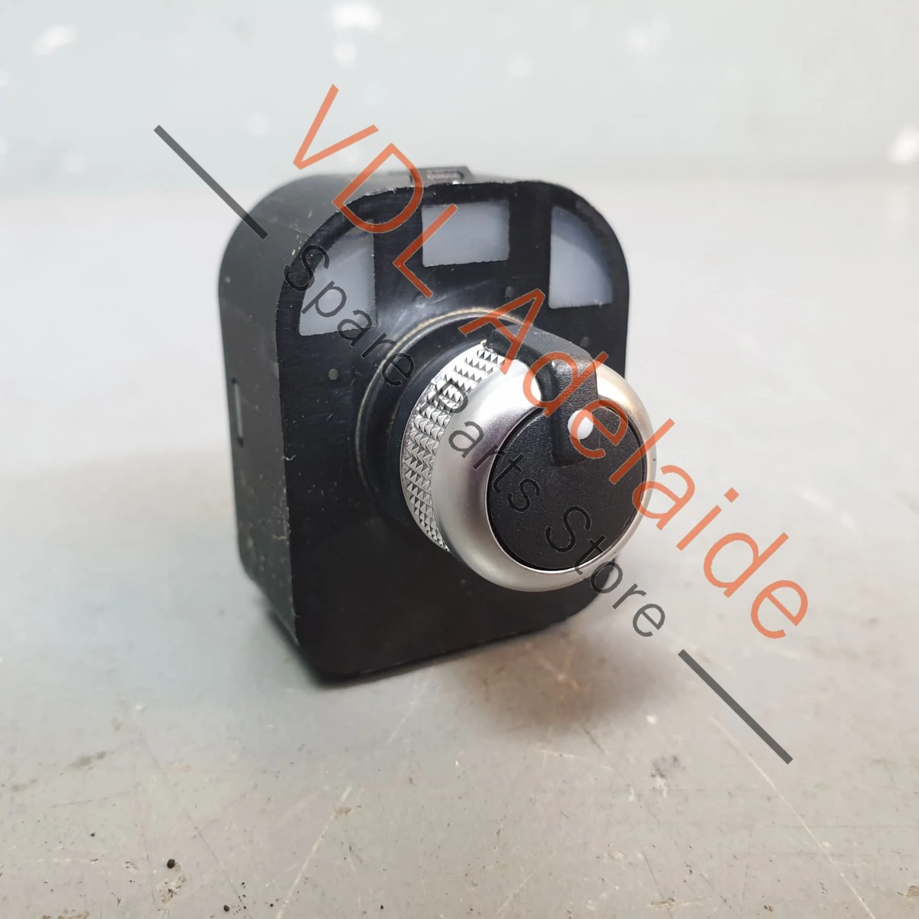 Audi S3 8V Switch for Power Folding Mirror Adjustment 8V0959565E