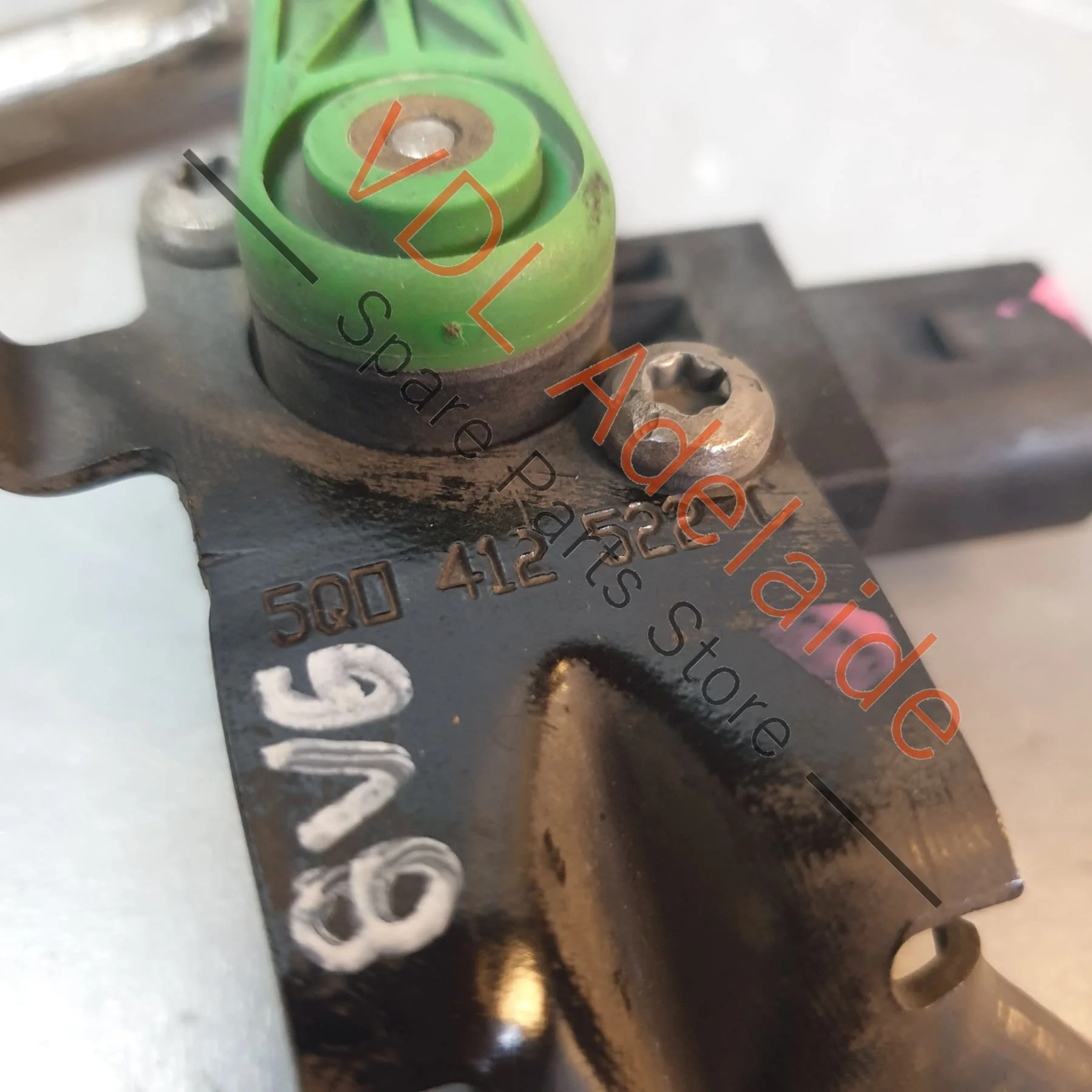 Audi A3 S3 RS3 8V Golf MK7 Front Right Suspension Level Sensor 5Q0412522C - Image 2
