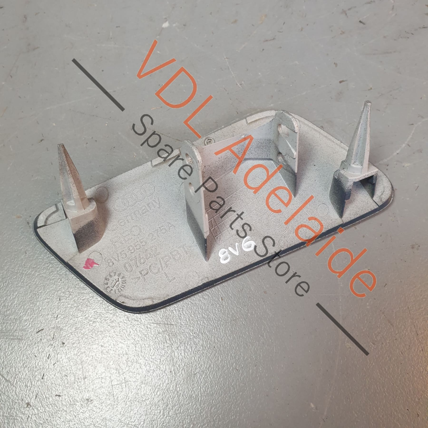 Audi S3 Left Side Headlight Washer Cover Cap Trim for Bumper 8V5955275A - Image 3