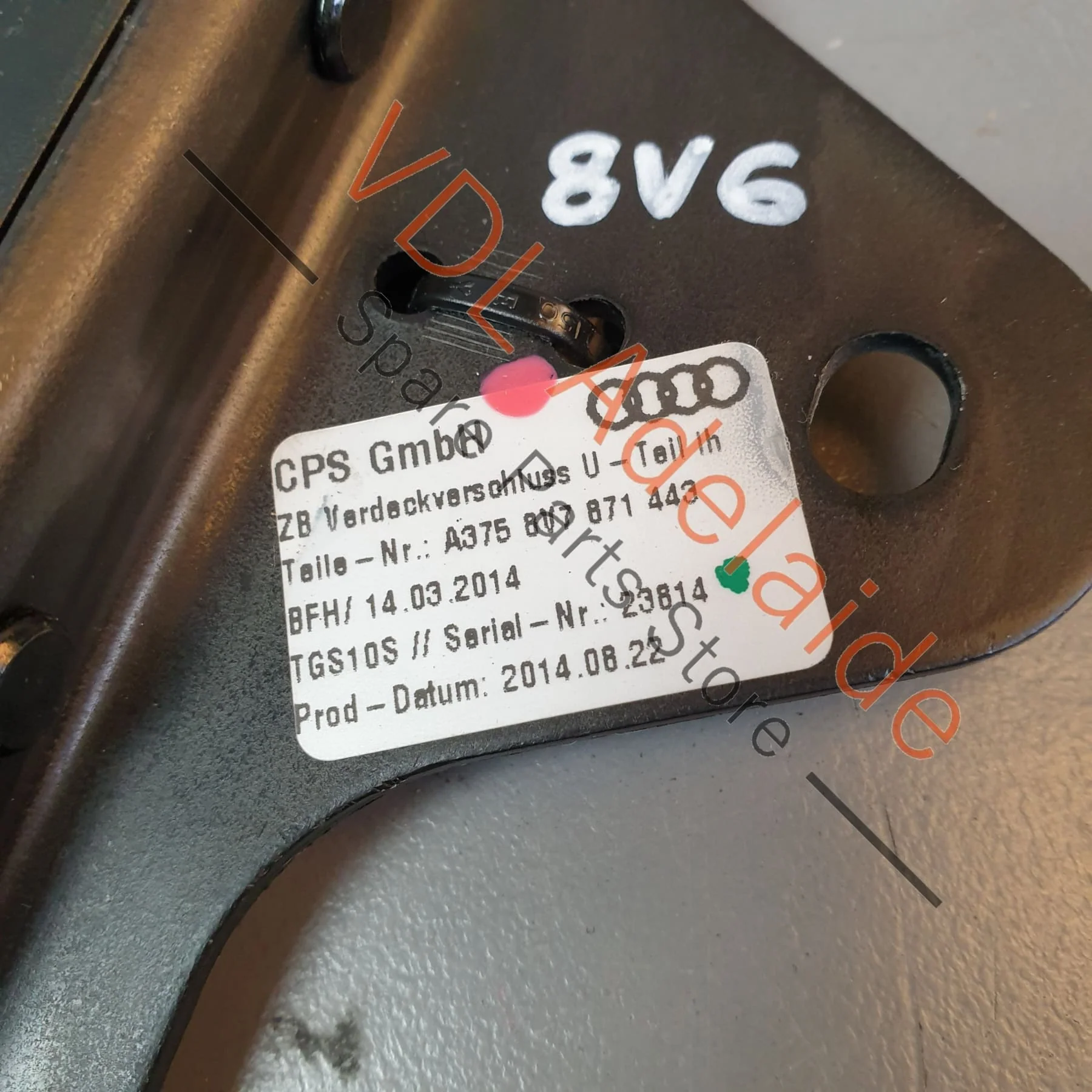 Audi A3 S3 Convertible Soft Top Roof Catch Bracket Left 8V7871443 - Image 2