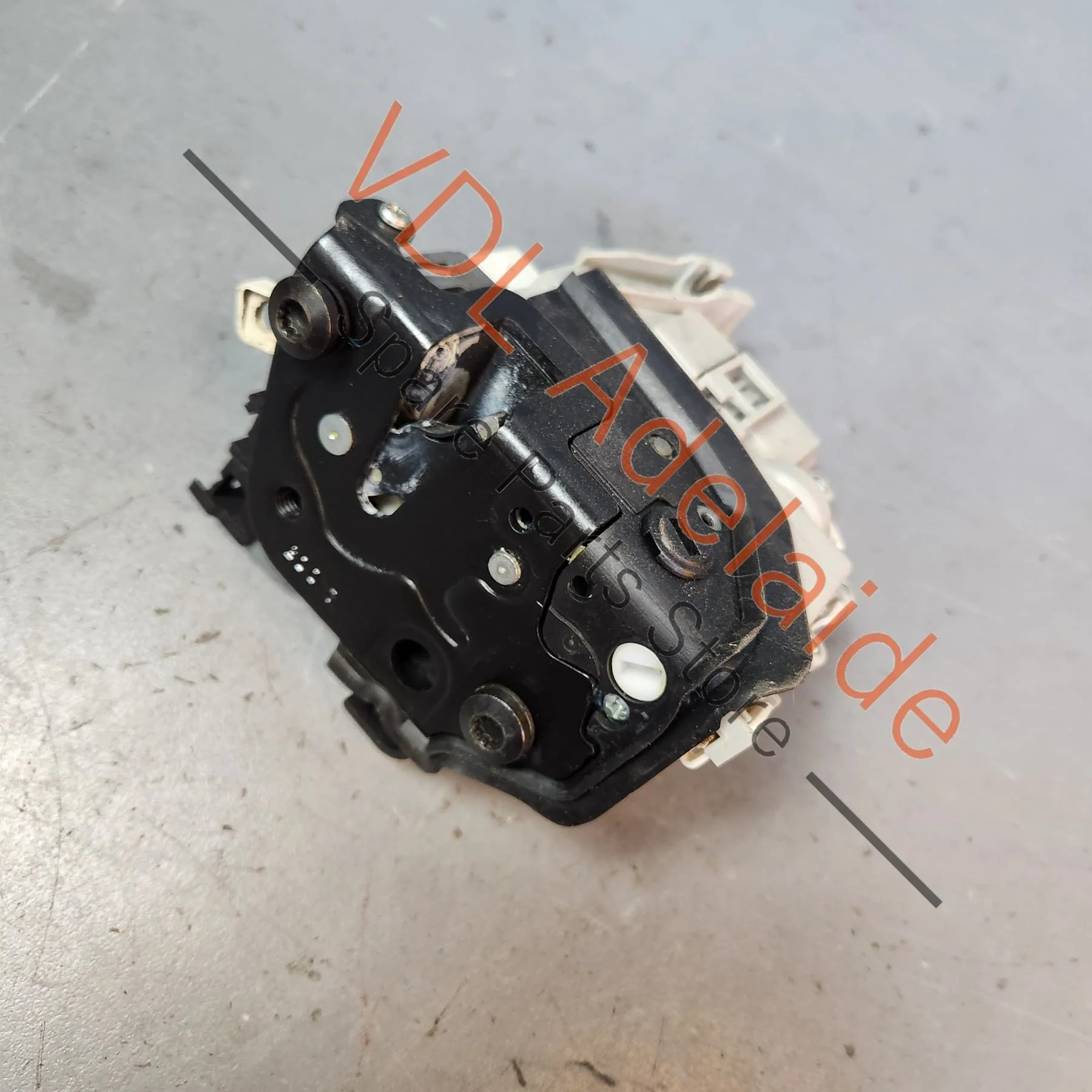 Audi A3 S3 RS3 8V Rear Right Door Lock Mechanism 8K0839016F - Image 5