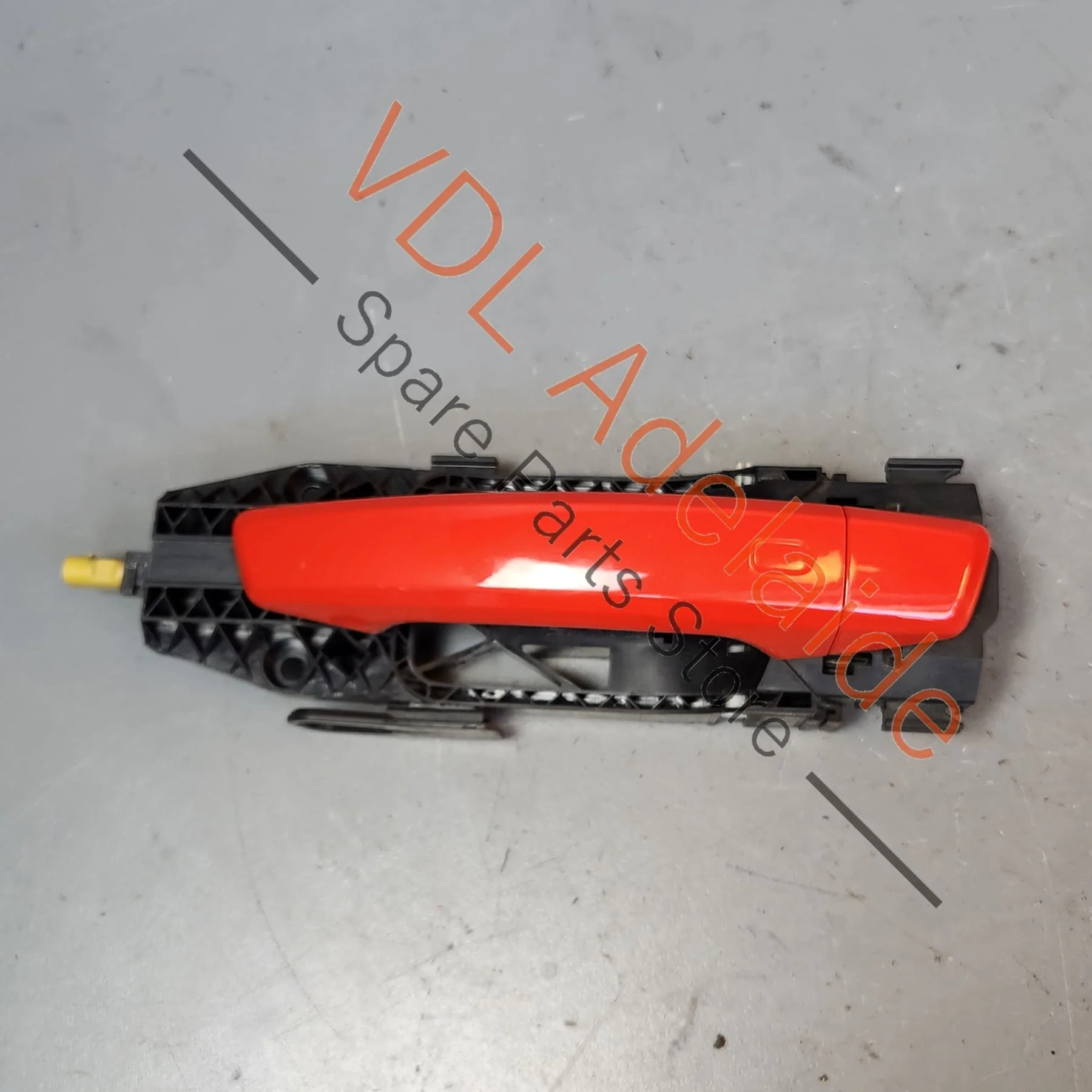 Audi A3 S3 RS3 8V Door Handle & Mounting Bar Left Front with Sensor Y6Y6 Y6 / Y3T Catalunya Red Metallic