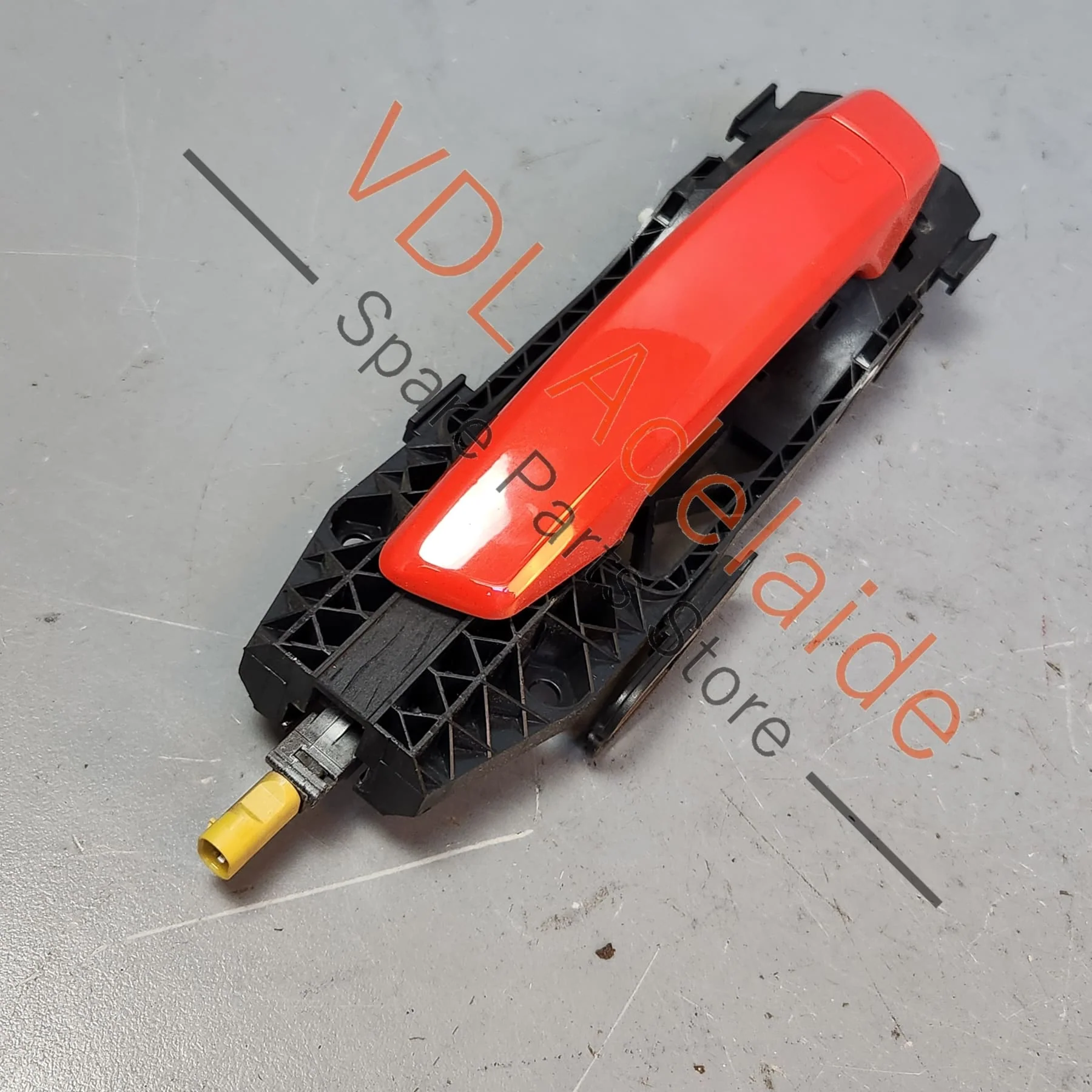 Audi A3 S3 RS3 8V Door Handle & Mounting Bar Left Front with Sensor Y6Y6 Y6 / Y3T Catalunya Red Metallic - Image 6