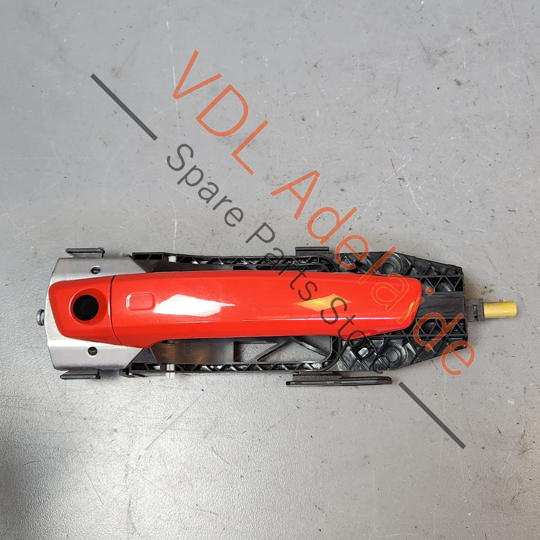 Audi A3 S3 RS3 8V Door Handle & Mounting Bar Right Front with Sensor Y6Y6 Y6 / Y3T Catalunya Red Metallic
