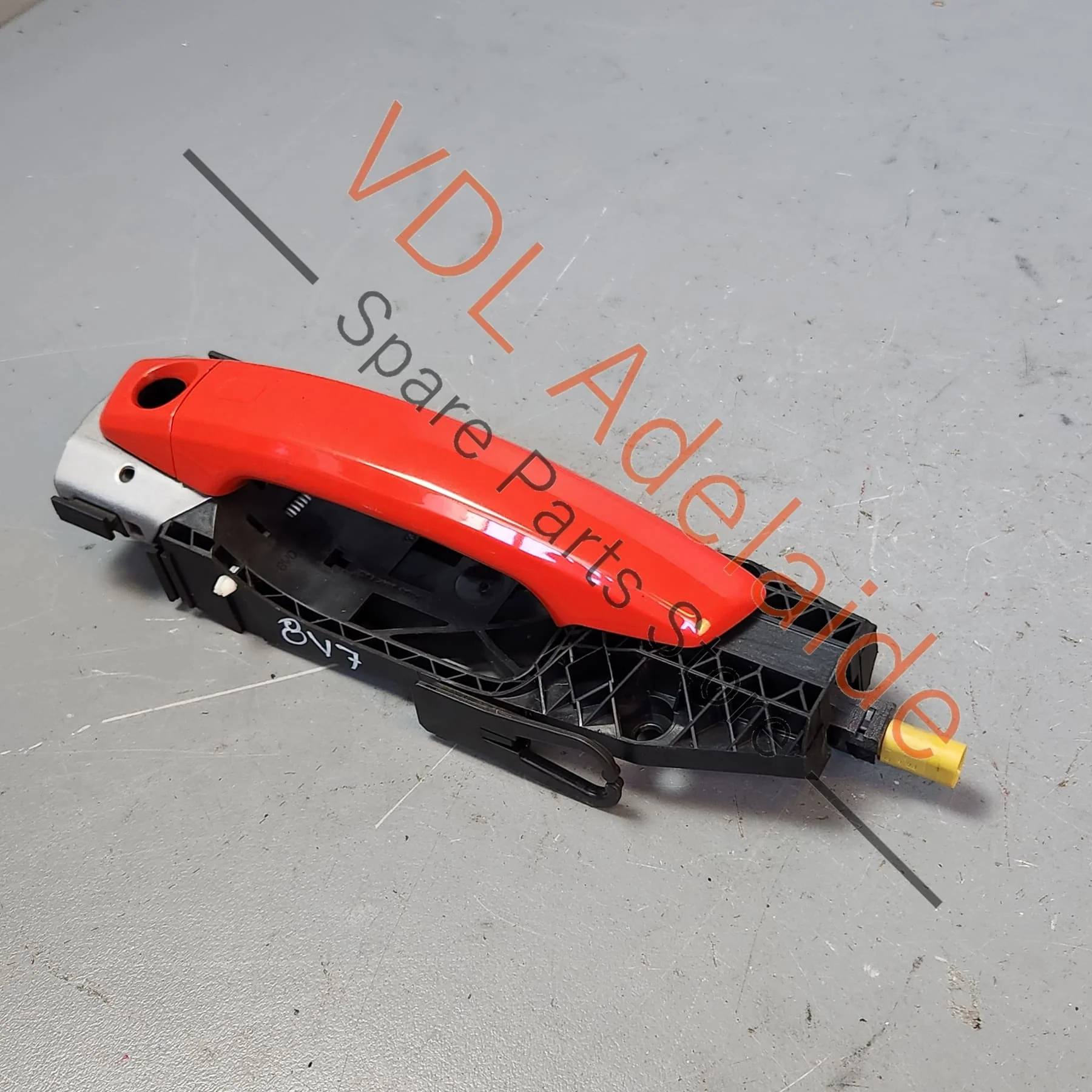 Audi A3 S3 RS3 8V Door Handle & Mounting Bar Right Front with Sensor Y6Y6 Y6 / Y3T Catalunya Red Metallic - Image 2