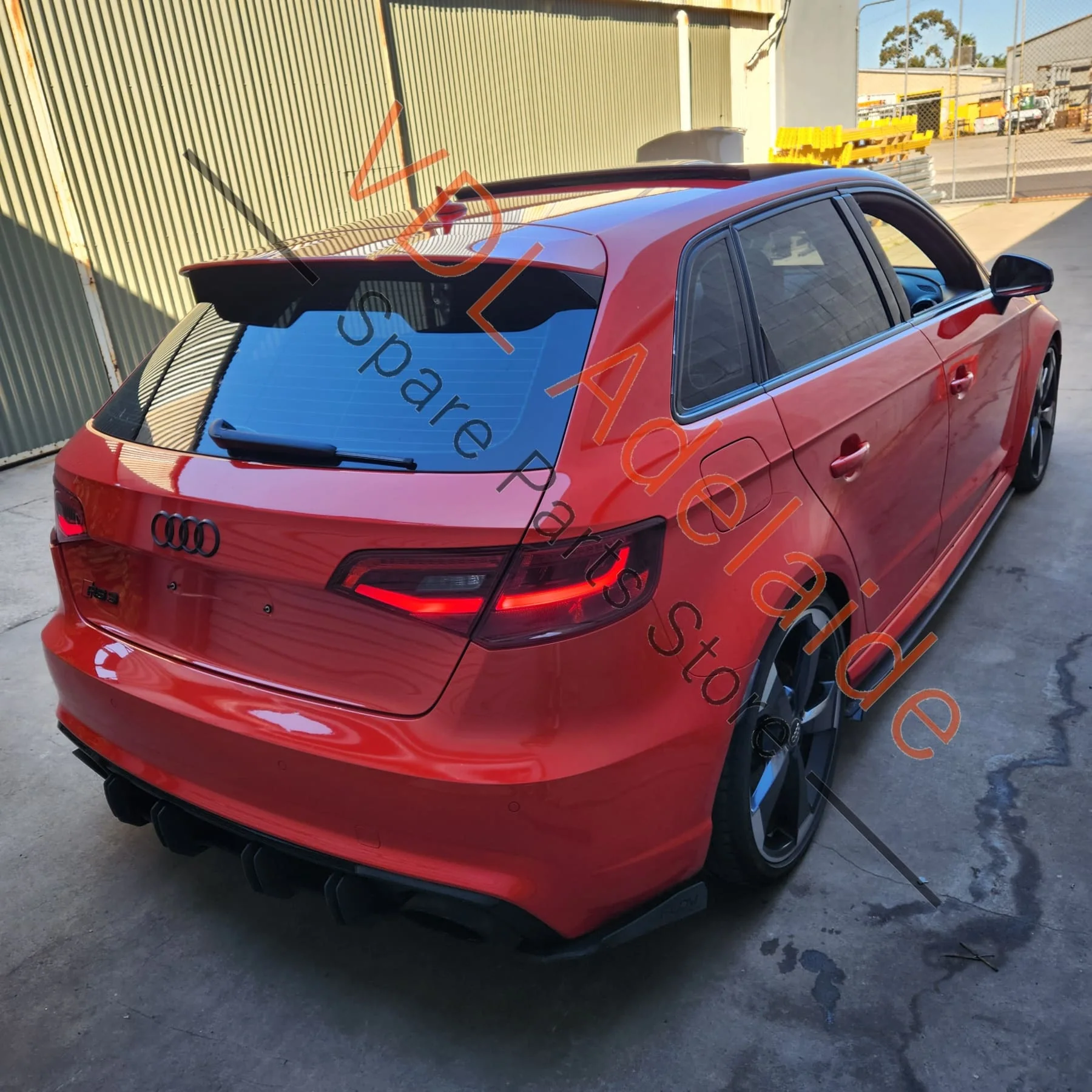 Audi RS3 8V Hatch Rear Bumper Assembly & Rear Muffler Y6Y6 Y6 / Y3T Catalunya Red Metallic - Image 4