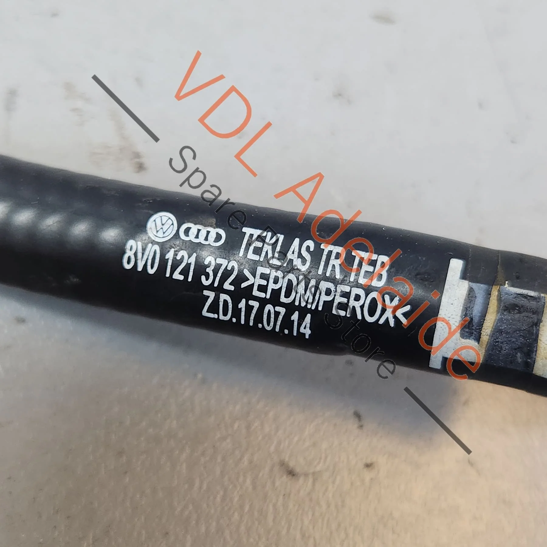 Audi RS3 8V Coolant Breather Hose Pipe 8V0122061 - Image 9