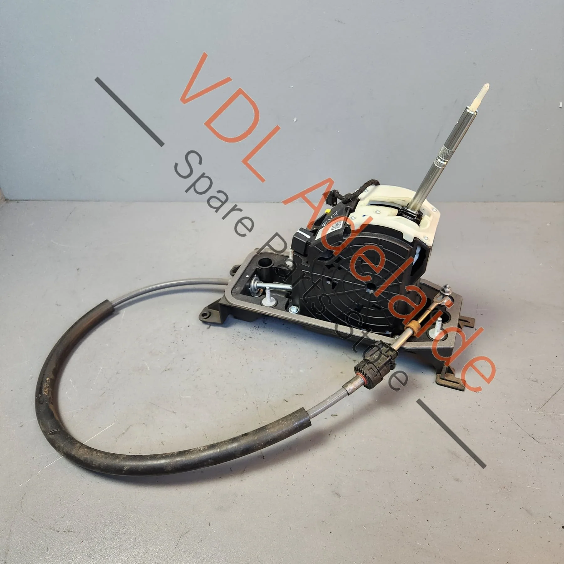 Audi RS3 8V Gear Shifter Selector for RHD DQ500 8V2713023Q / 8V2713023AR - Image 5