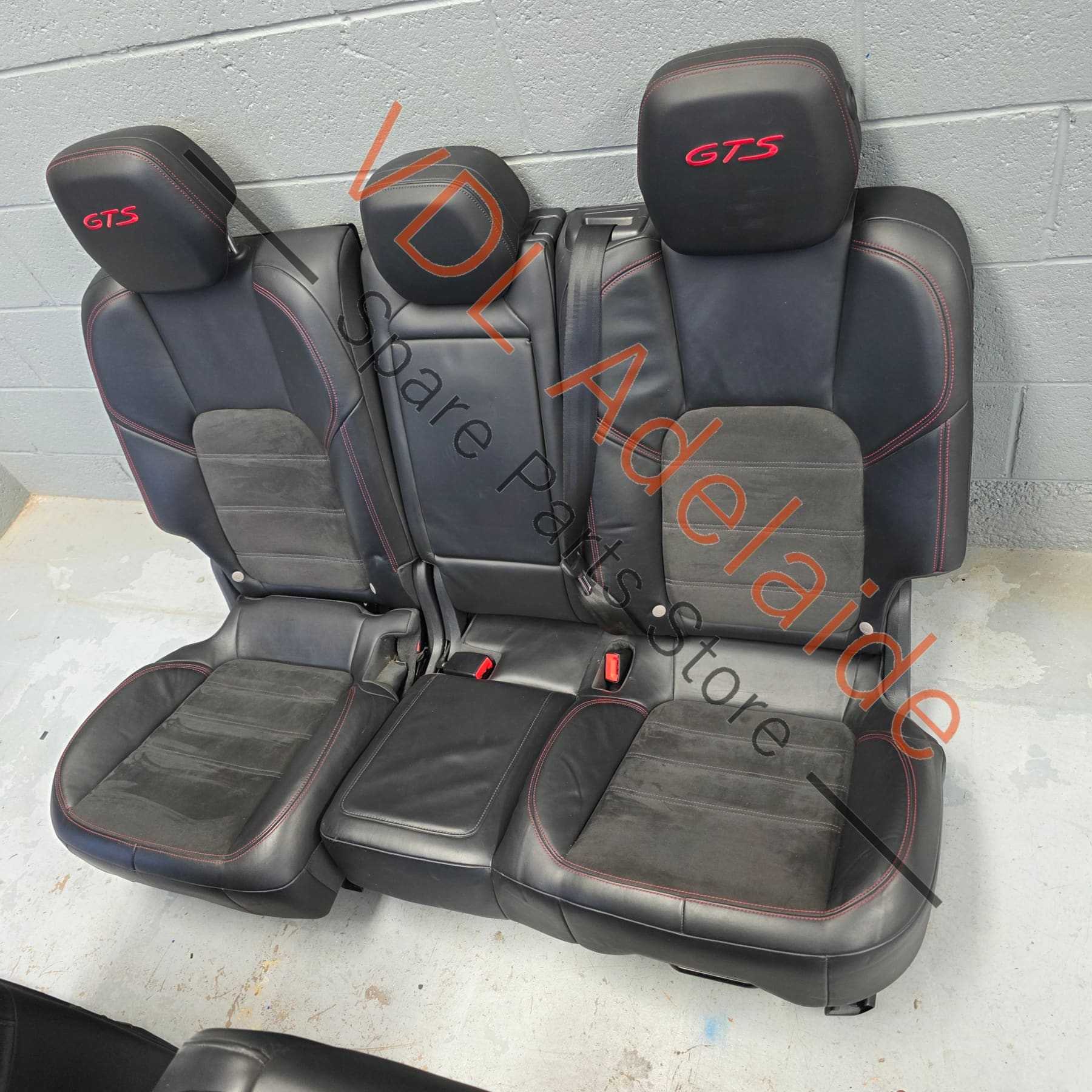 Porsche Cayenne 958 GTS Interior Set of Alcantara Seats & Door Cards - Image 11