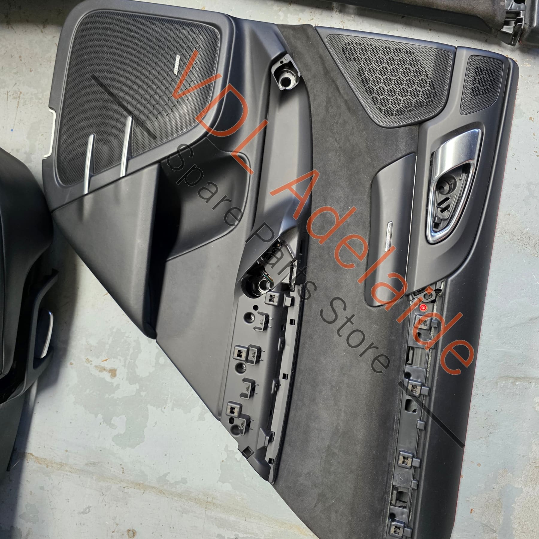 Porsche Cayenne 958 GTS Interior Set of Alcantara Seats & Door Cards - Image 16