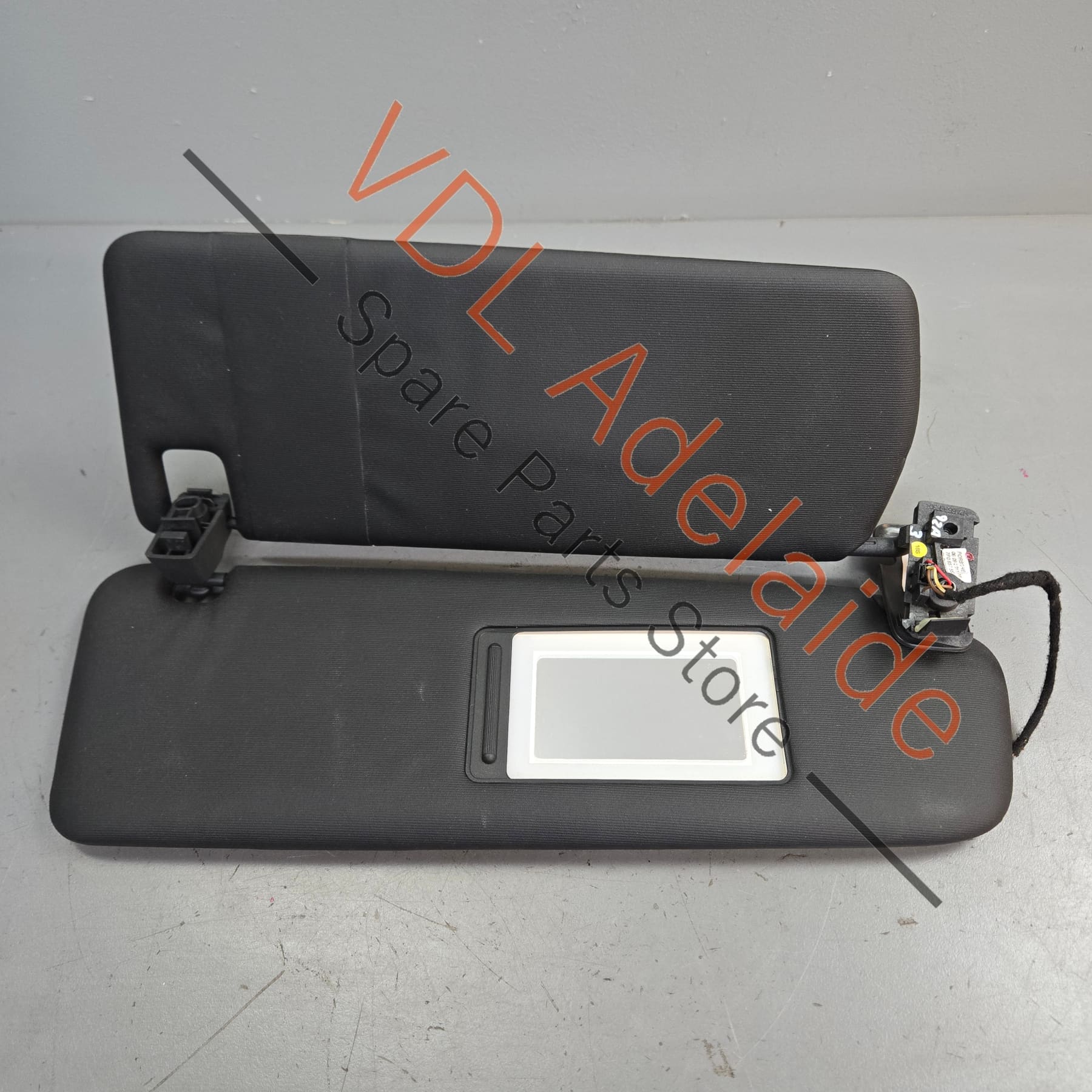 Porsche Cayenne 958 Right Side Sun Visor 95873155207 AY1 7P0857552