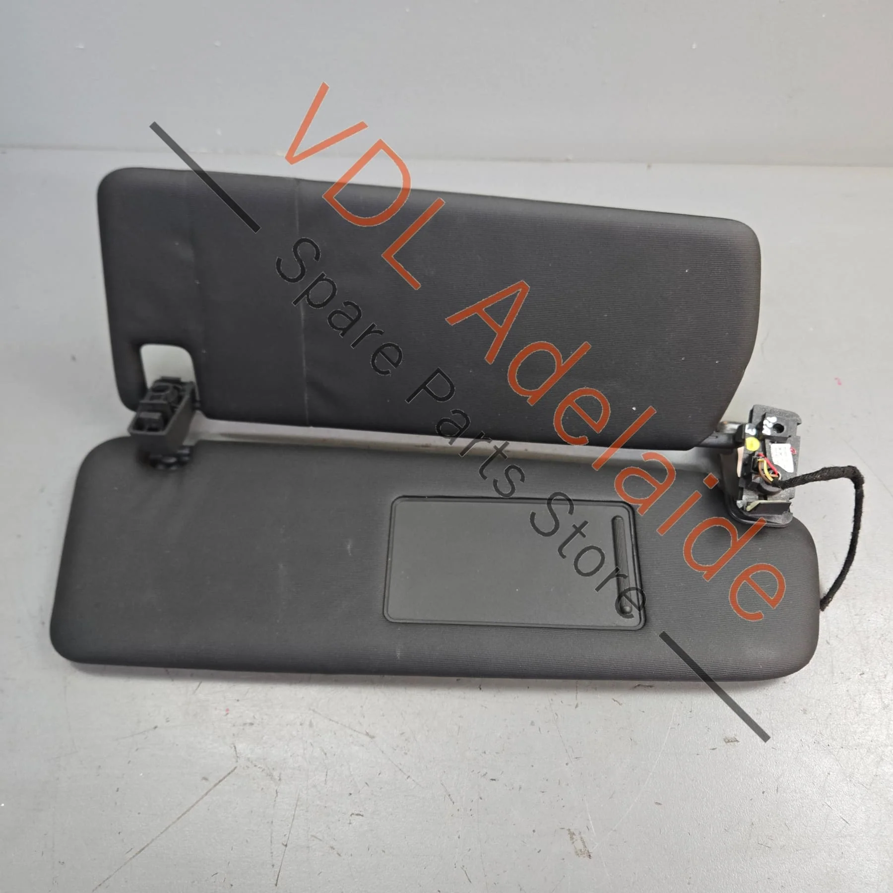 Porsche Cayenne 958 Right Side Sun Visor 95873155207 AY1 7P0857552 - Image 5