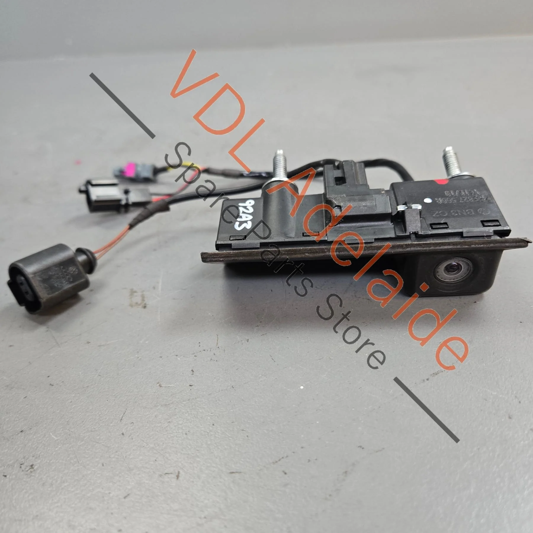 Porsche Cayenne 958 92A Reverse Camera Rear Lid 95864529002 7P5827566A - Image 2