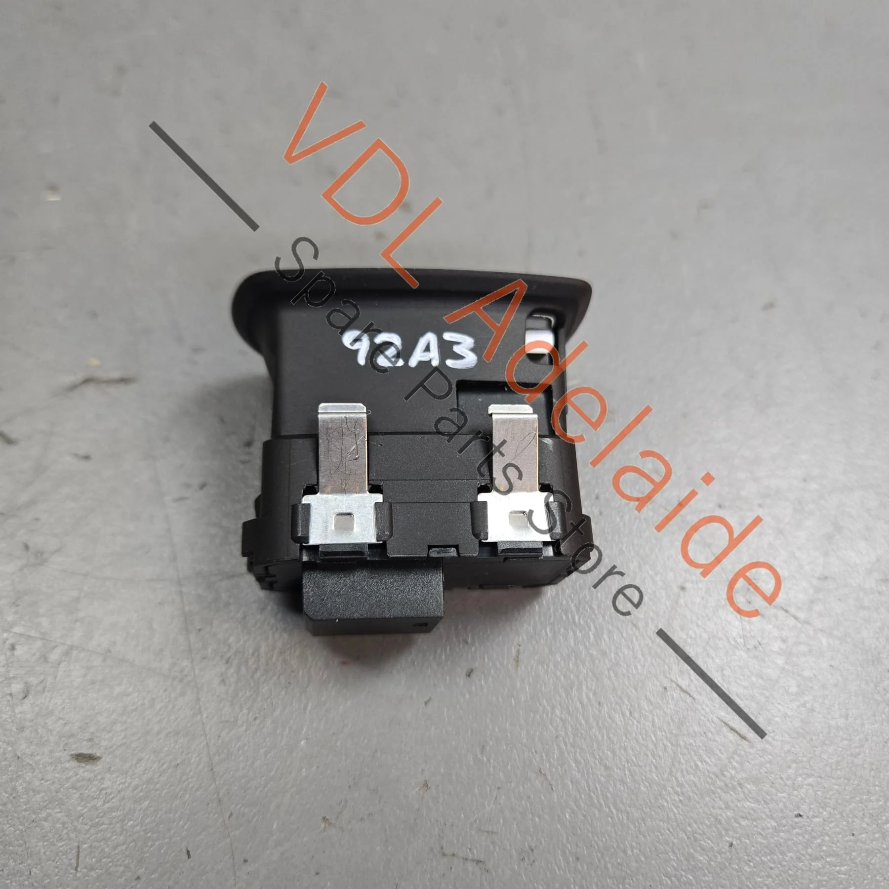 Porsche Cayenne 958 Passenger Power Window Switch 7PP959855B 7PP959832F - Image 2